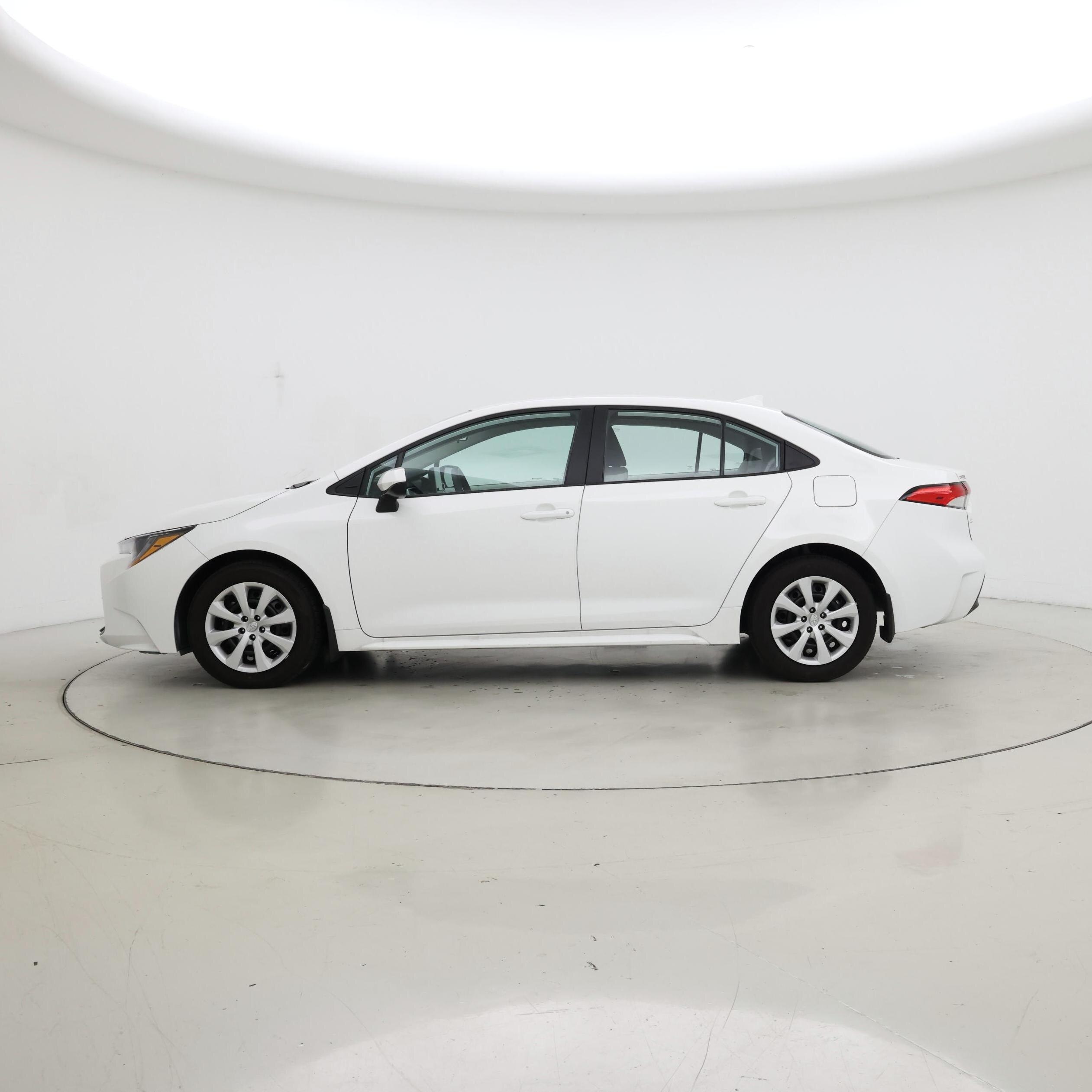 Thumbnail: 2025 Toyota Corolla - 3