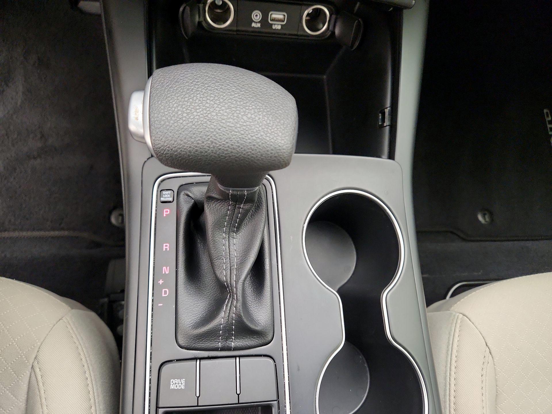 Thumbnail: 2020 Kia Sorento - 17