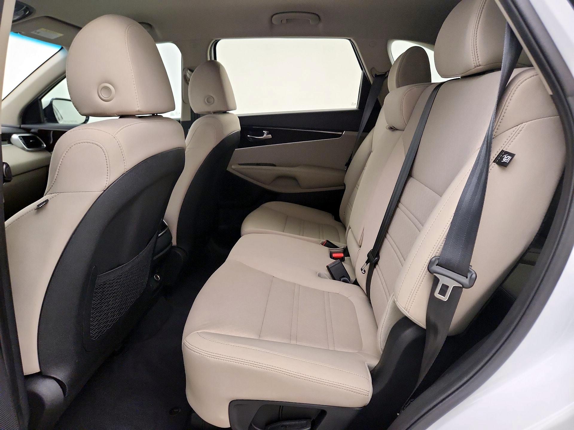 Thumbnail: 2020 Kia Sorento - 19