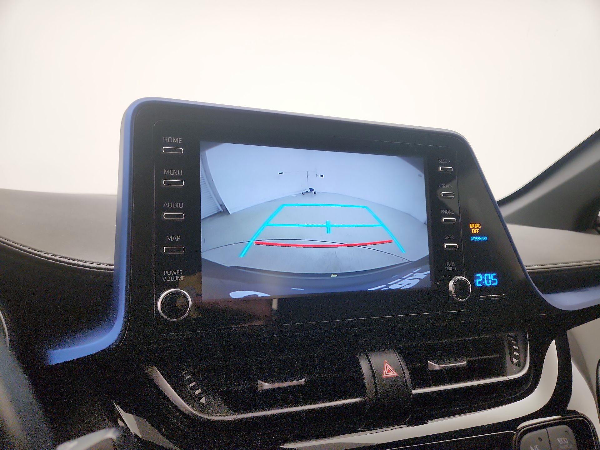 Thumbnail: 2019 Toyota C-HR - 14