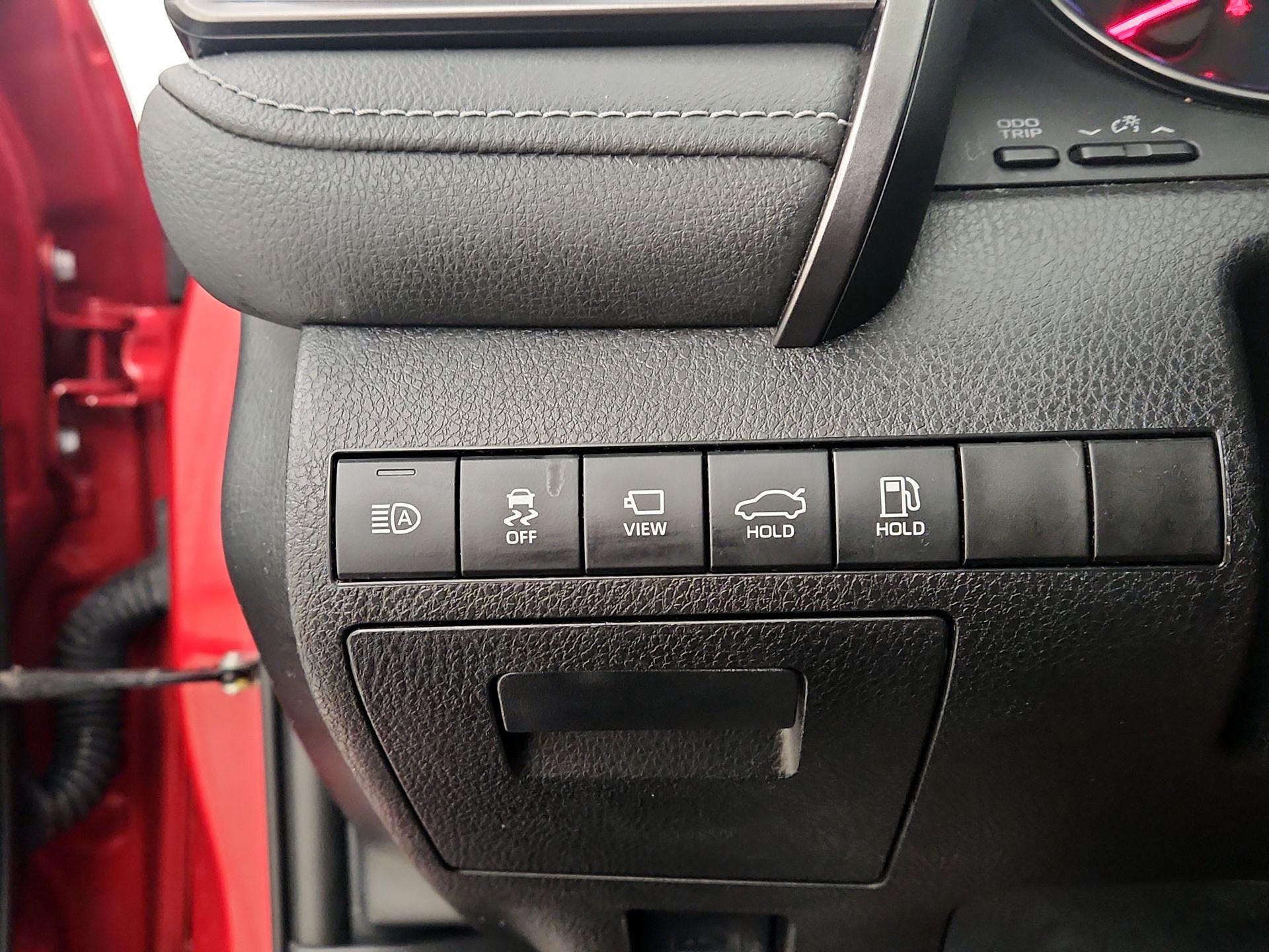 Thumbnail: 2023 Toyota Camry - 13