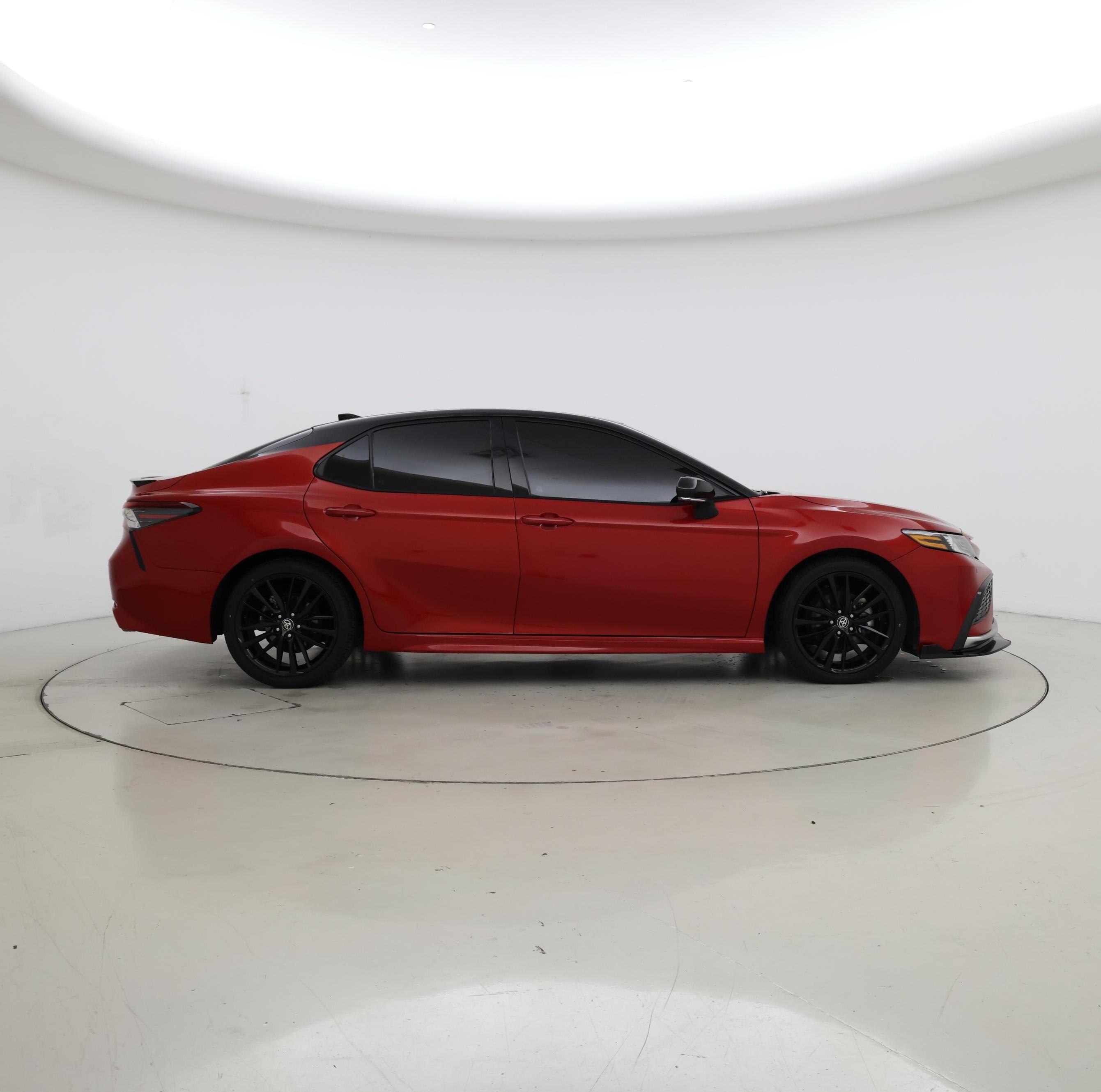 Thumbnail: 2023 Toyota Camry - 7