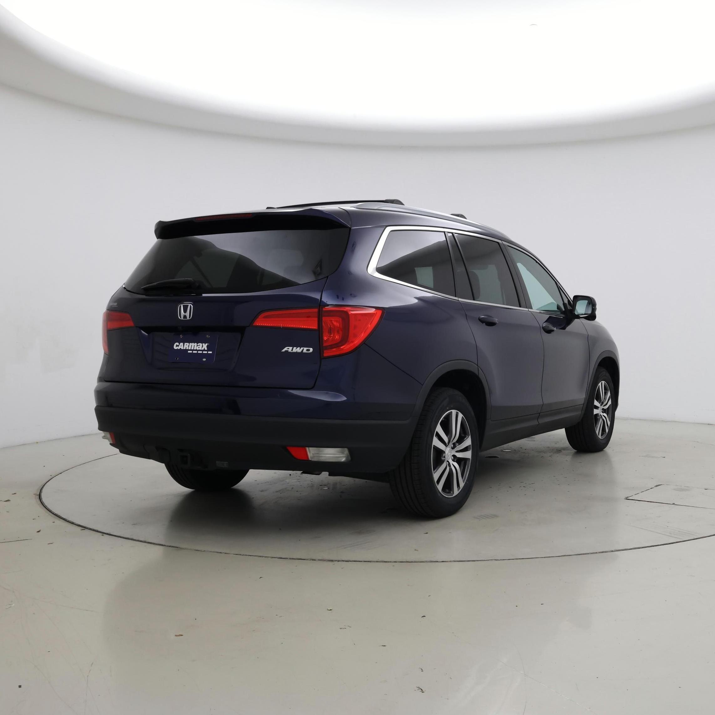 Thumbnail: 2016 Honda Pilot - 8