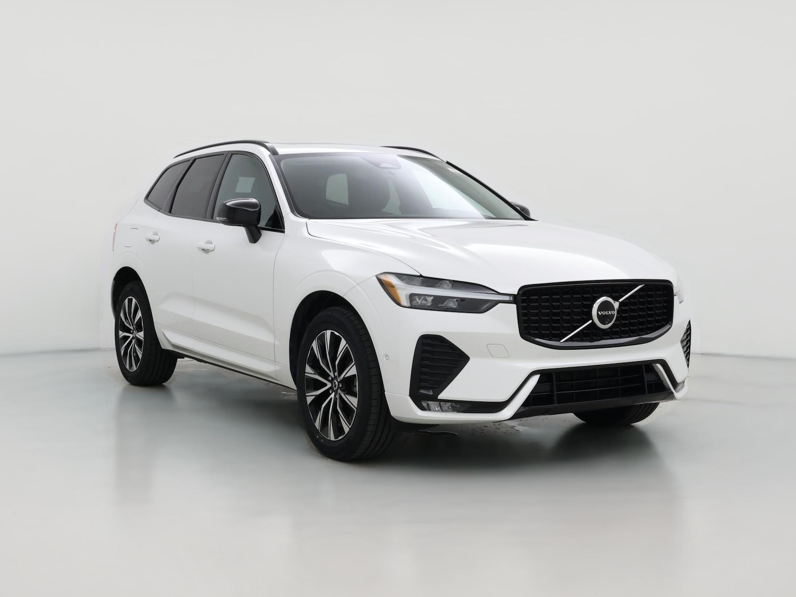 2024 Volvo XC60 Plus