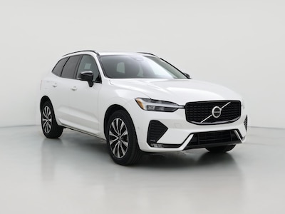 2024 Volvo XC60 B5 Plus Dark Theme