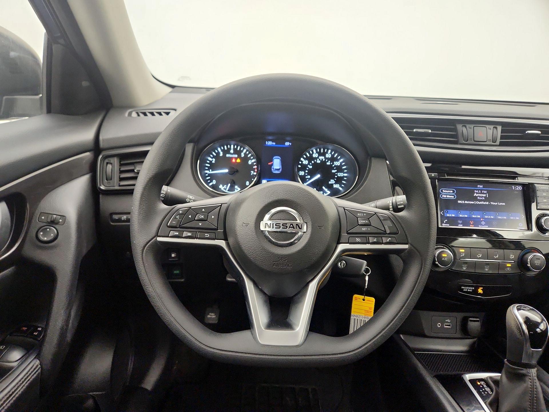 Thumbnail: 2019 Nissan Rogue - 10