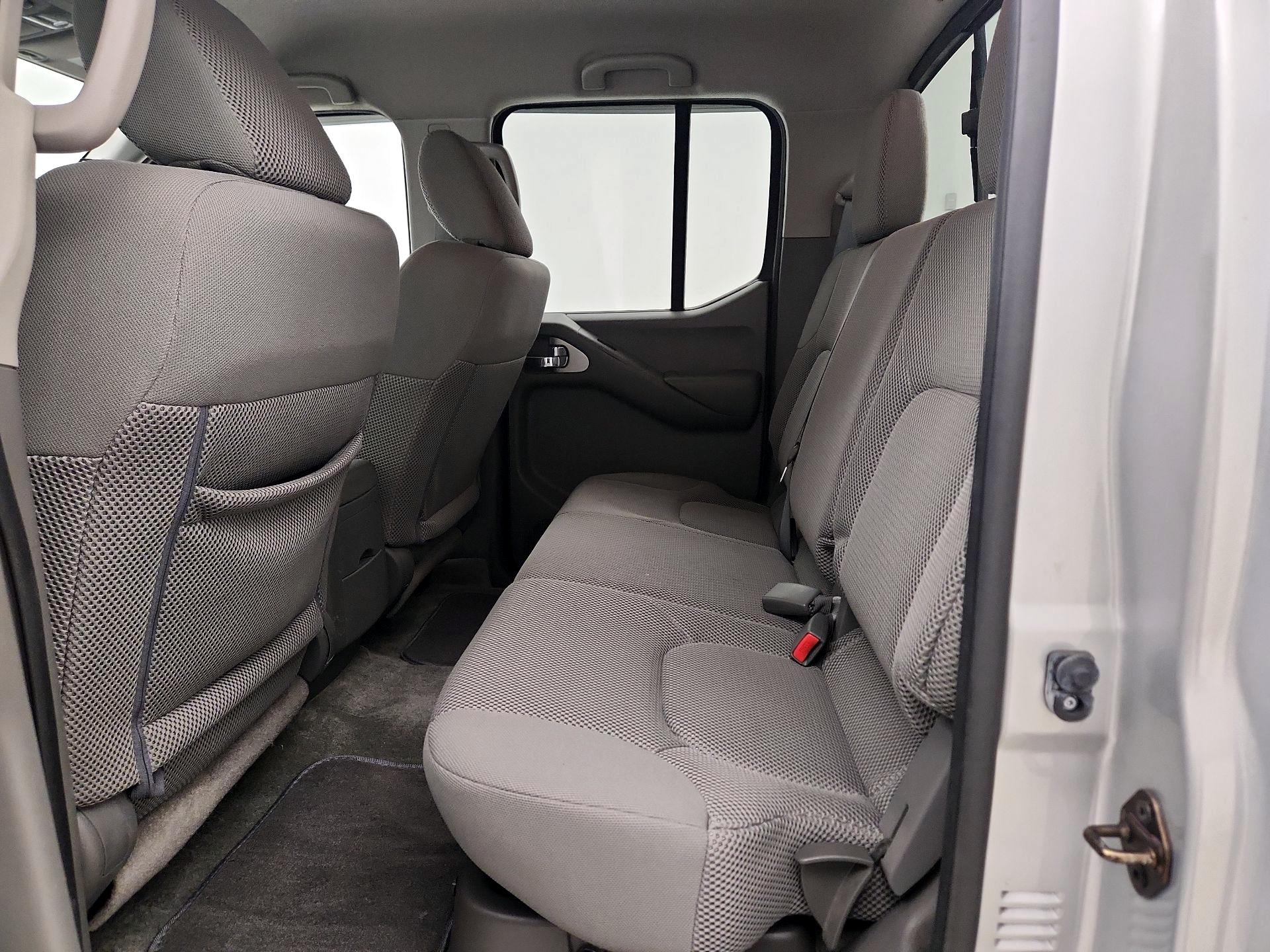 Thumbnail: 2016 Nissan Frontier - 18