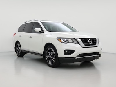 White 2018 Nissan Pathfinder Platinum