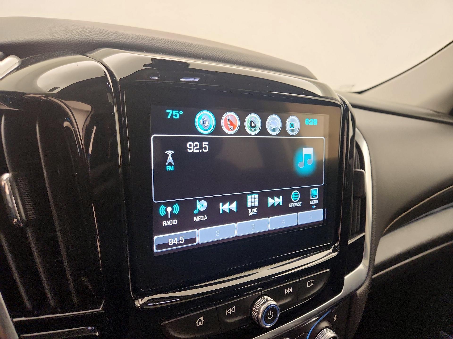 Thumbnail: 2018 Chevrolet Traverse - 16