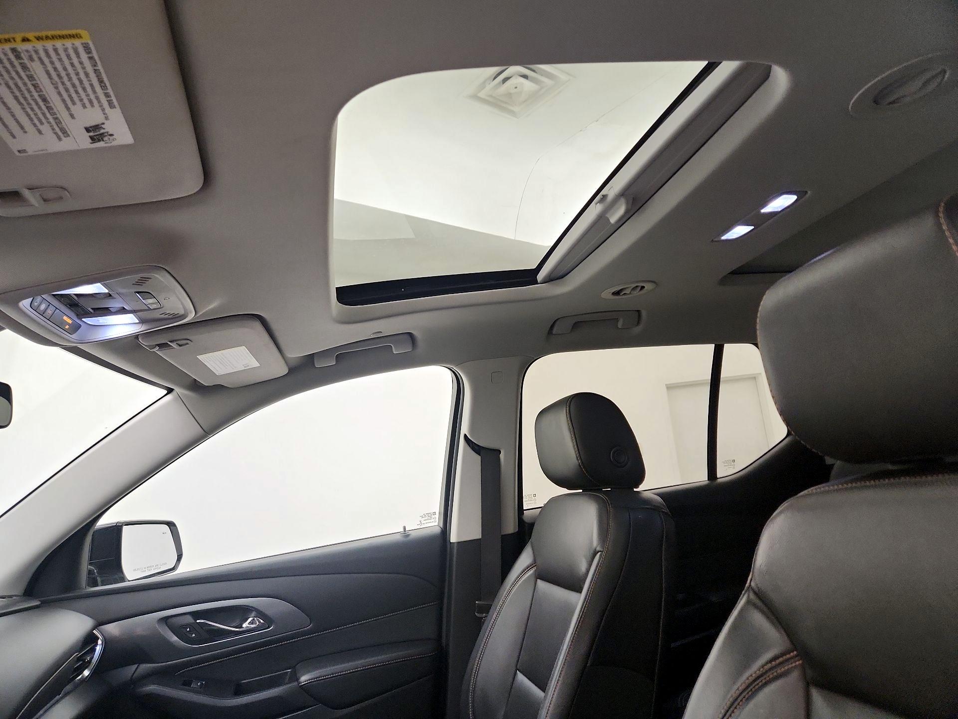 Thumbnail: 2018 Chevrolet Traverse - 20