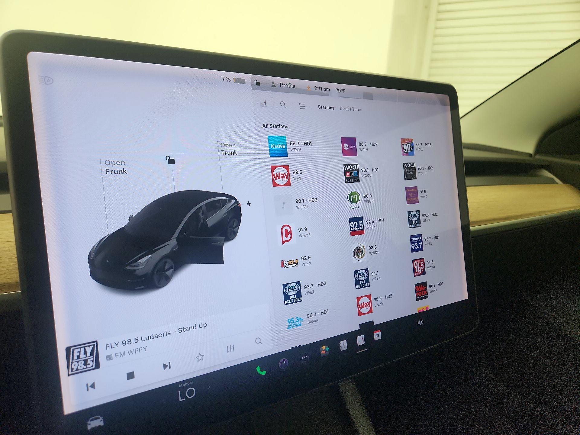 Thumbnail: 2021 Tesla Model 3 - 15