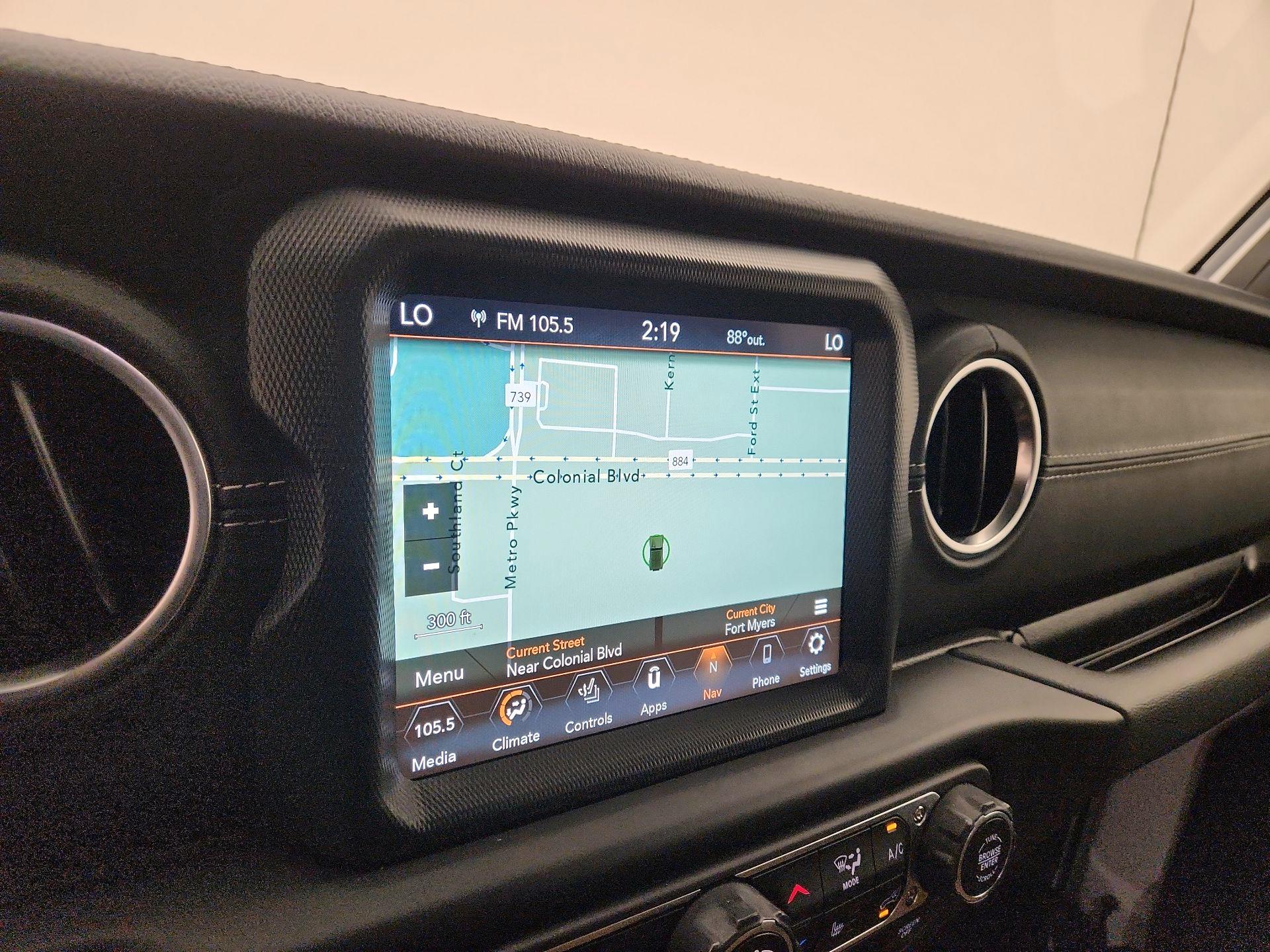 Thumbnail: 2022 Jeep Wrangler - 14