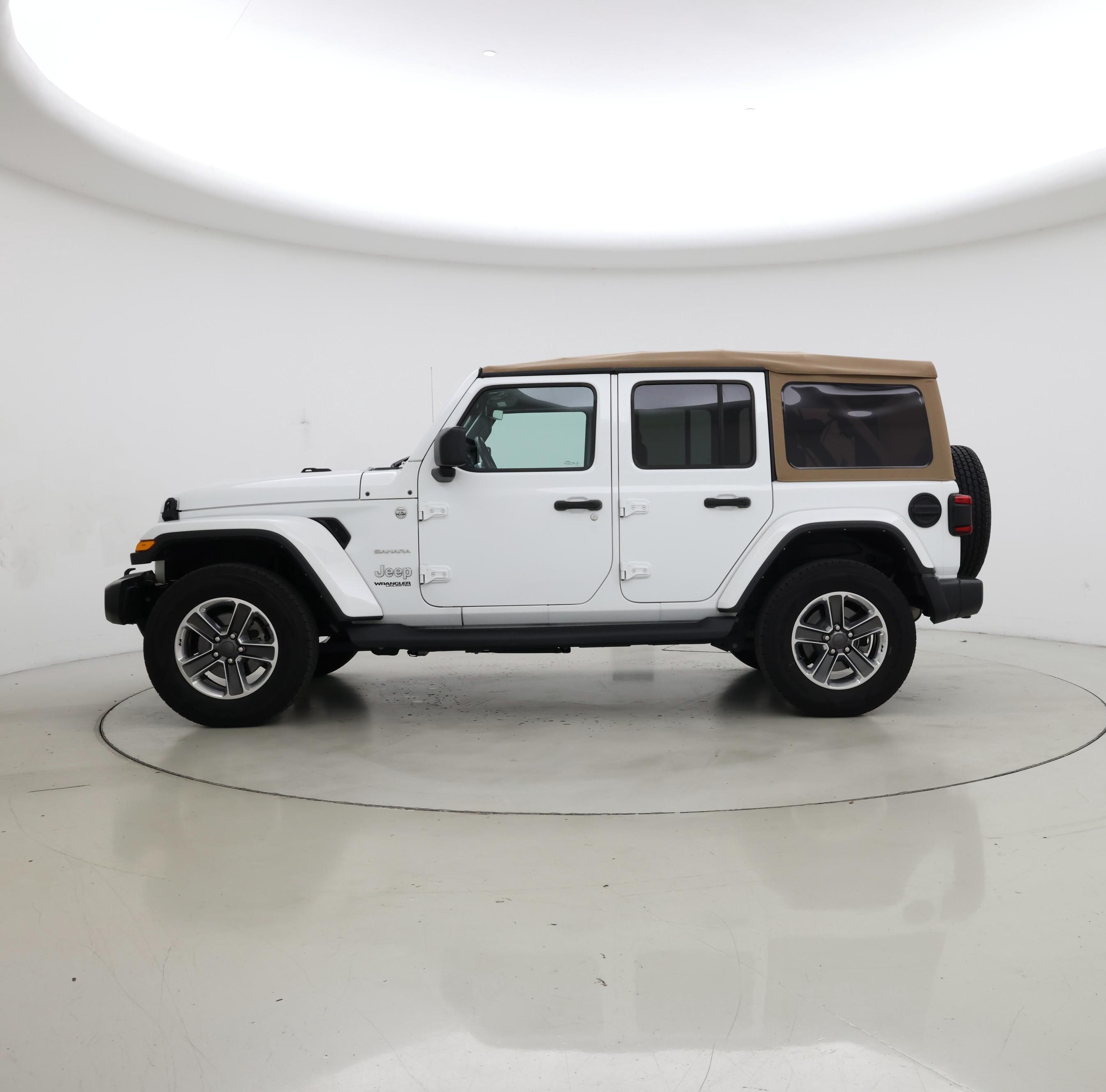 Thumbnail: 2022 Jeep Wrangler - 3