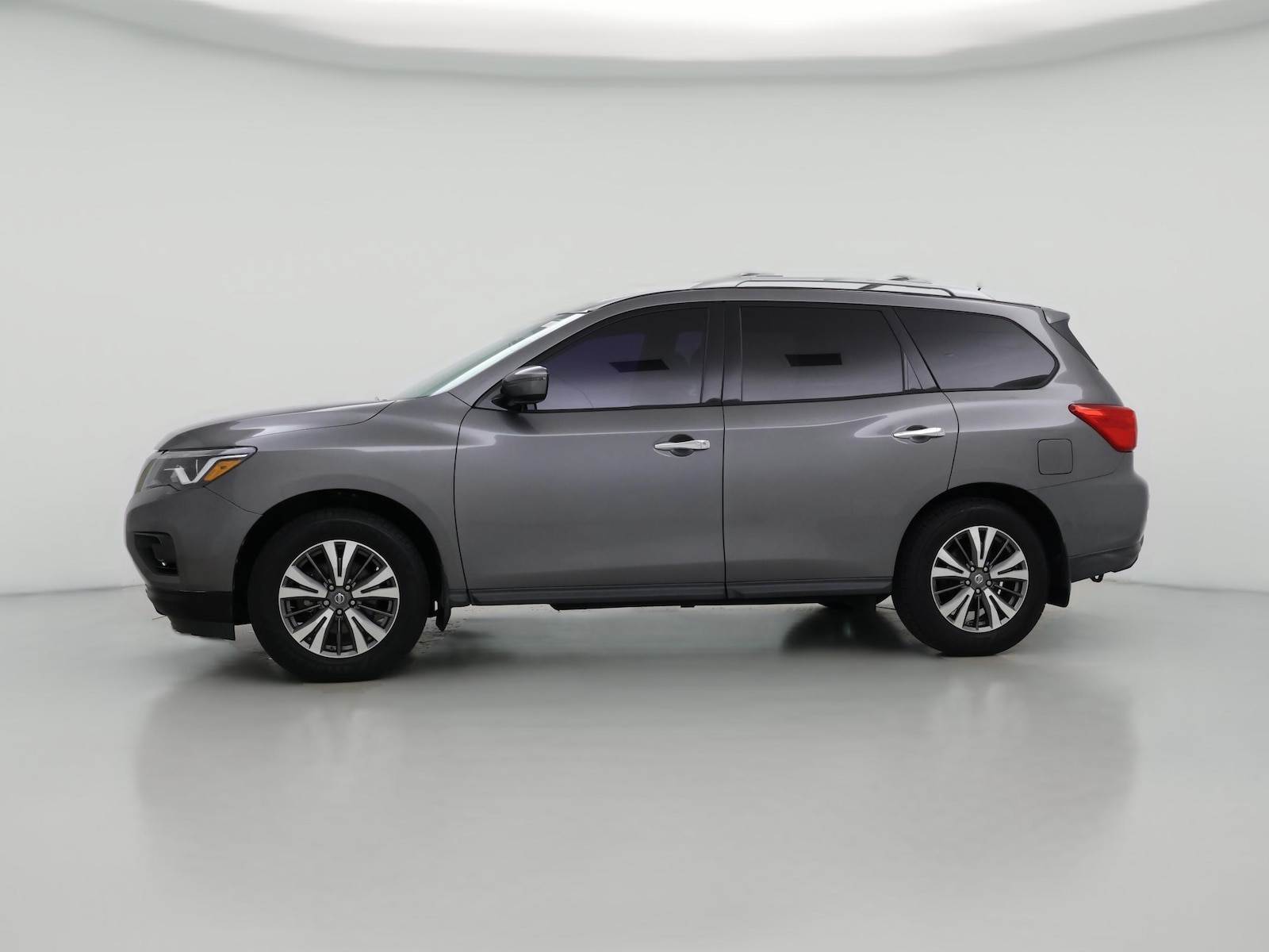 2017 Nissan Pathfinder SV