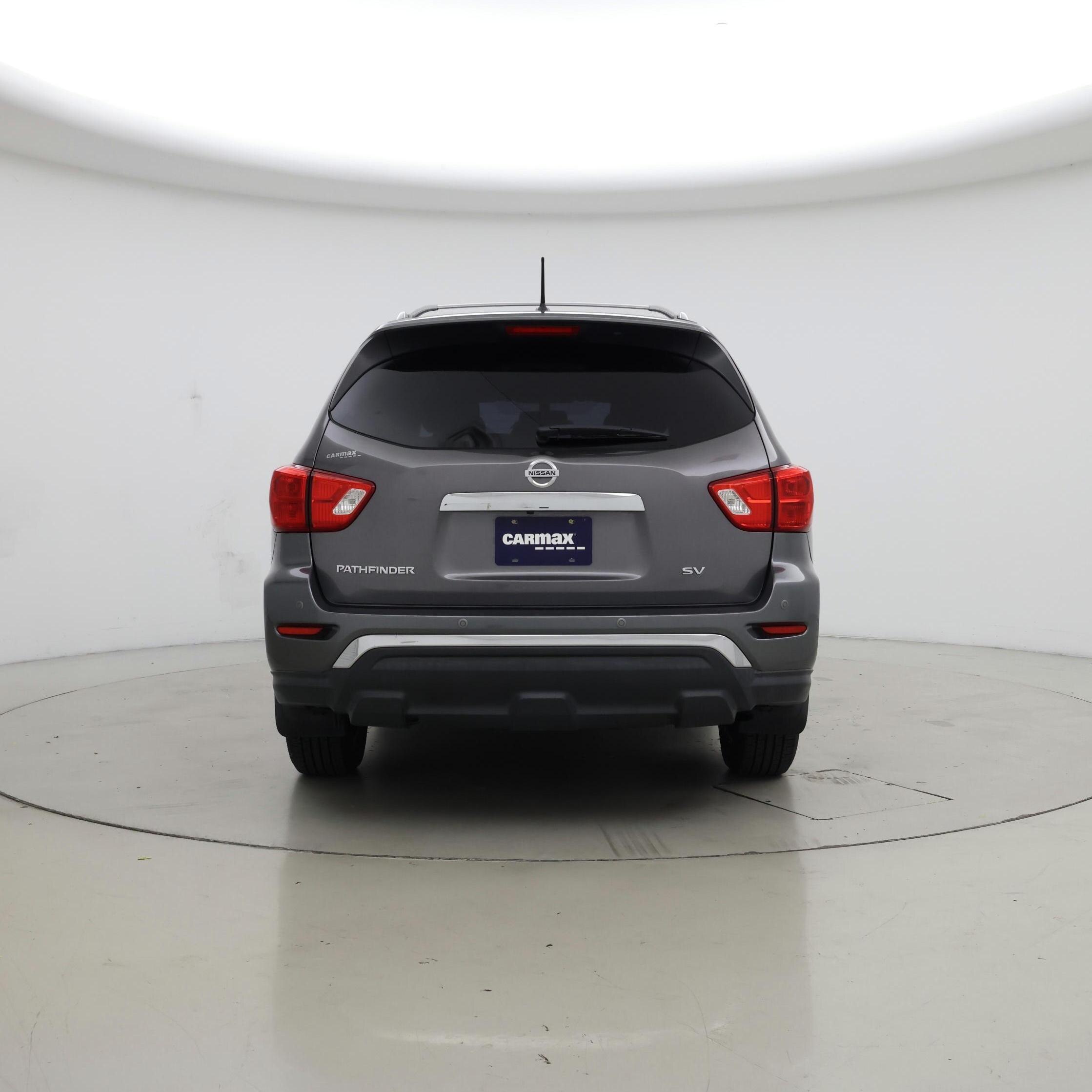 Thumbnail: 2017 Nissan Pathfinder - 3