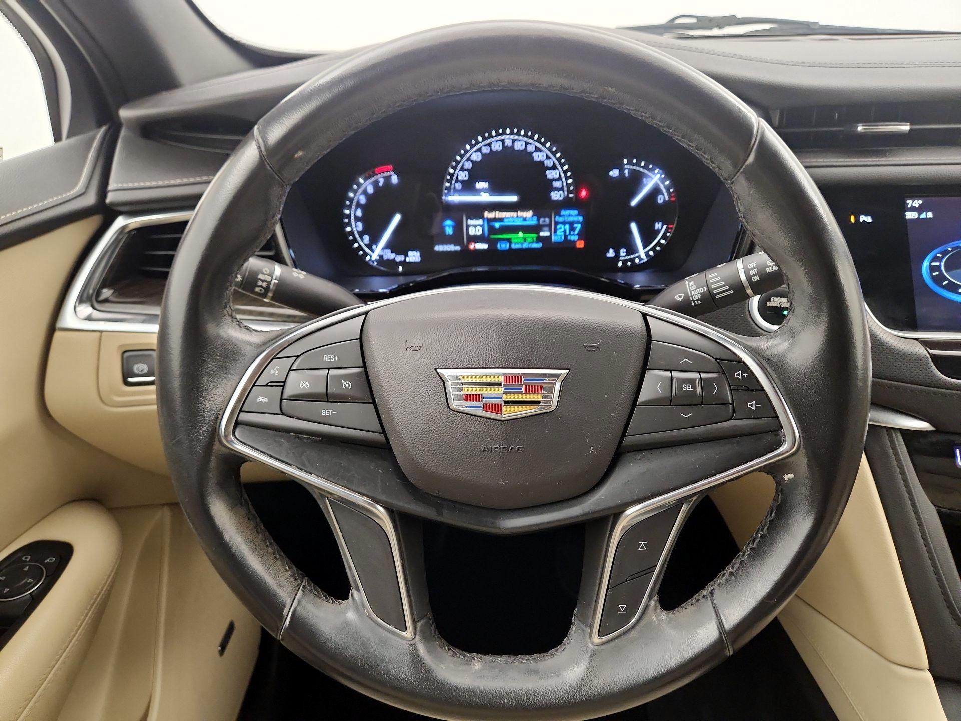 Thumbnail: 2019 Cadillac XT5 - 10