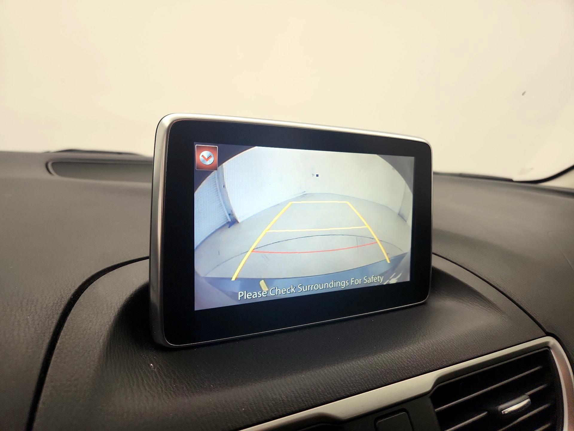 Thumbnail: 2016 Mazda Mazda3 - 14