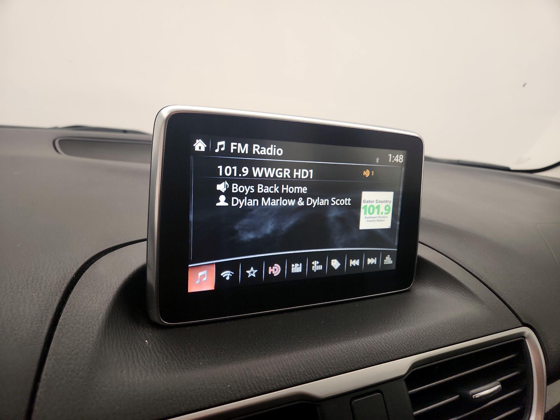 Thumbnail: 2016 Mazda Mazda3 - 15