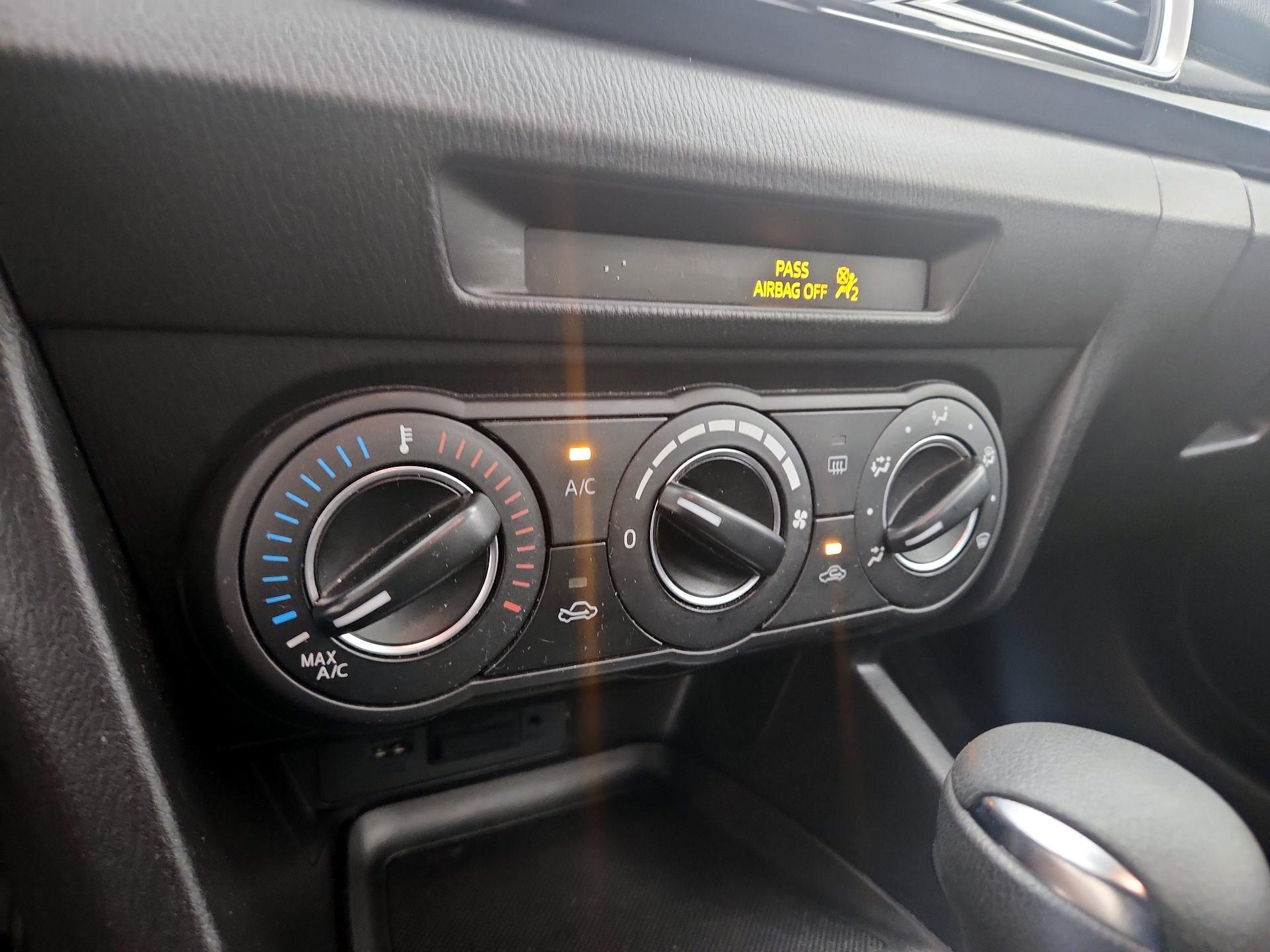 Thumbnail: 2016 Mazda Mazda3 - 16