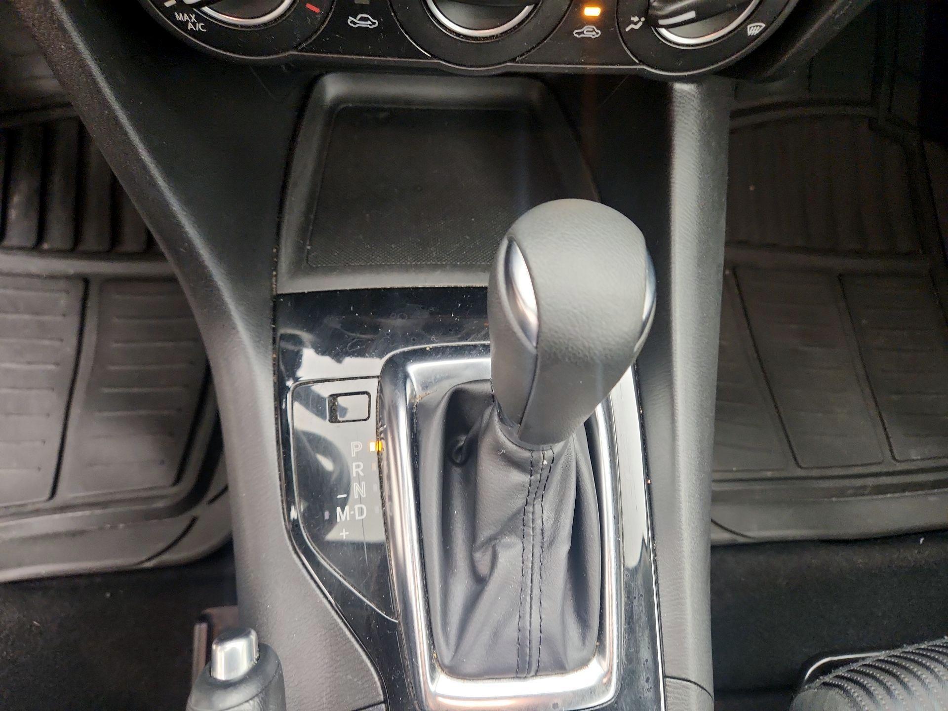 Thumbnail: 2016 Mazda Mazda3 - 17