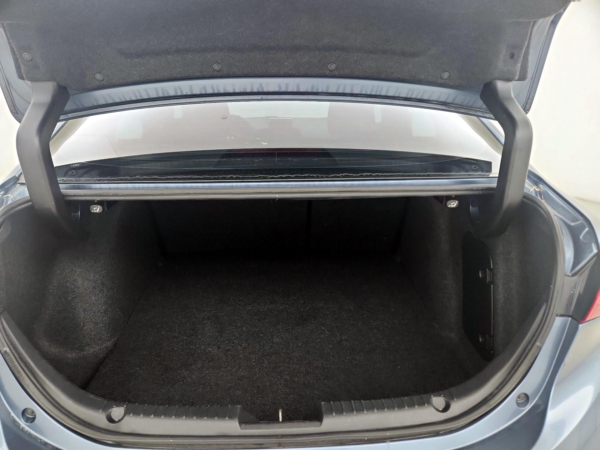 Thumbnail: 2016 Mazda Mazda3 - 20