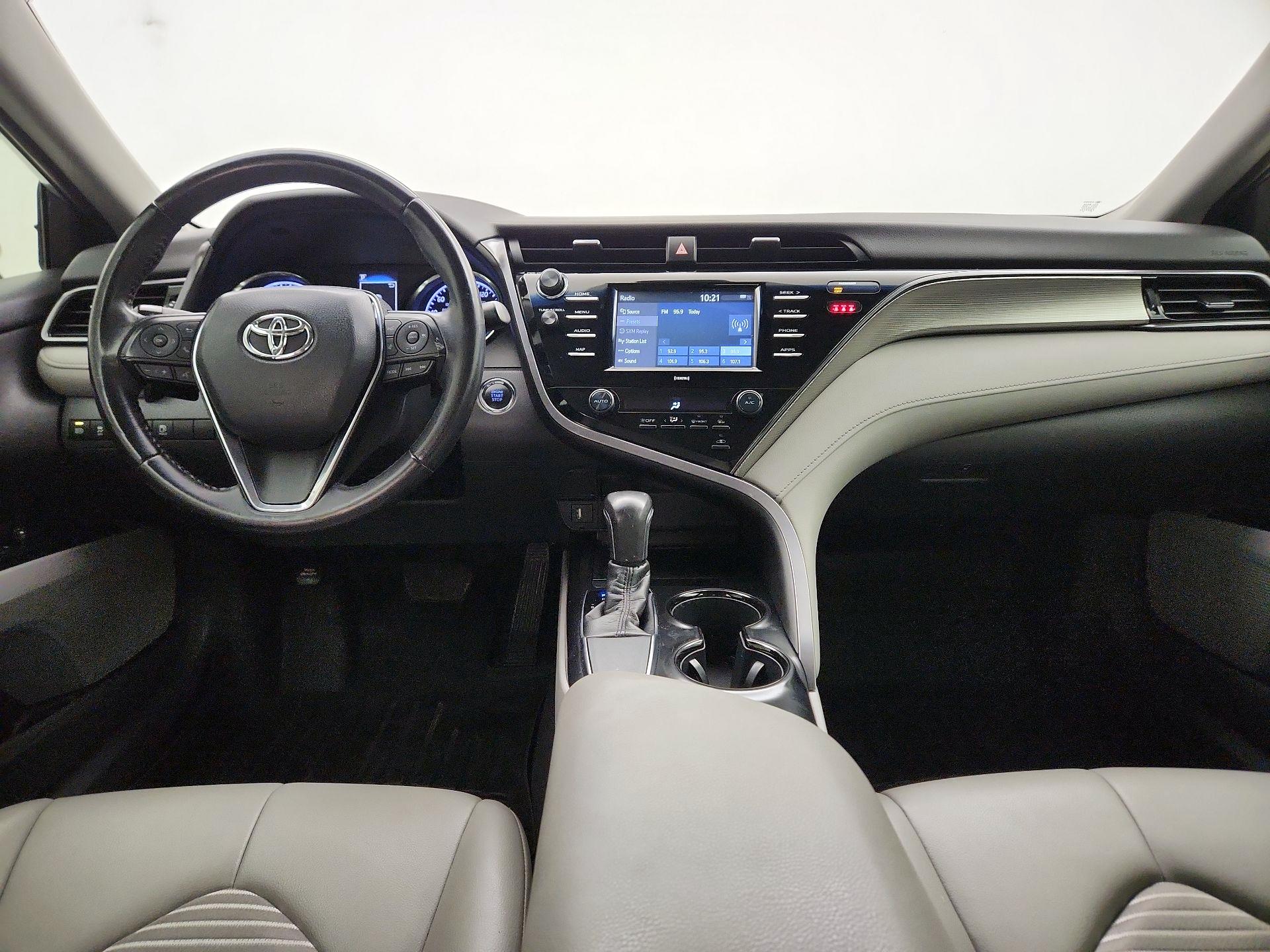 Thumbnail: 2020 Toyota Camry - 9