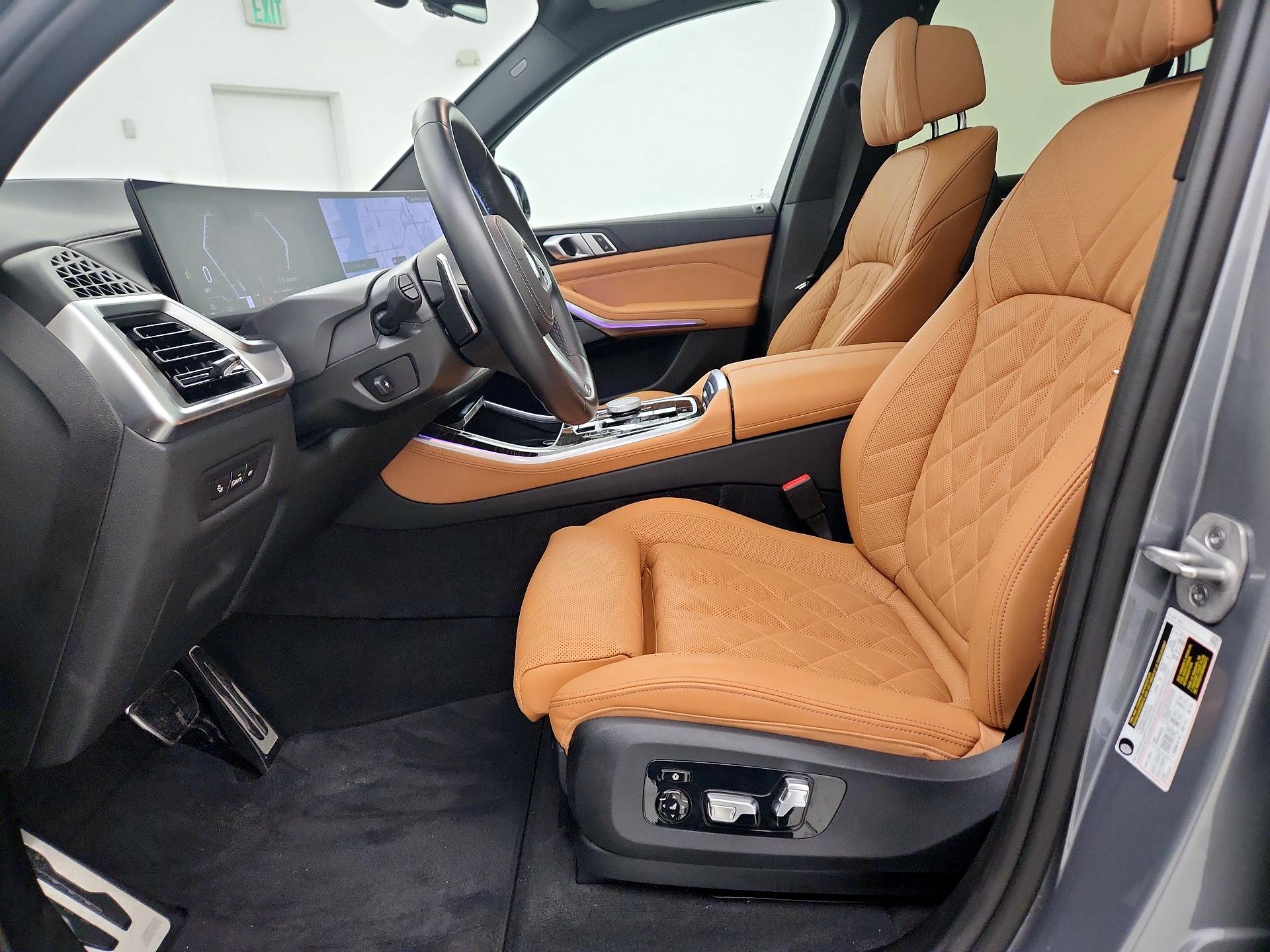 Thumbnail: 2024 BMW X5 - 11