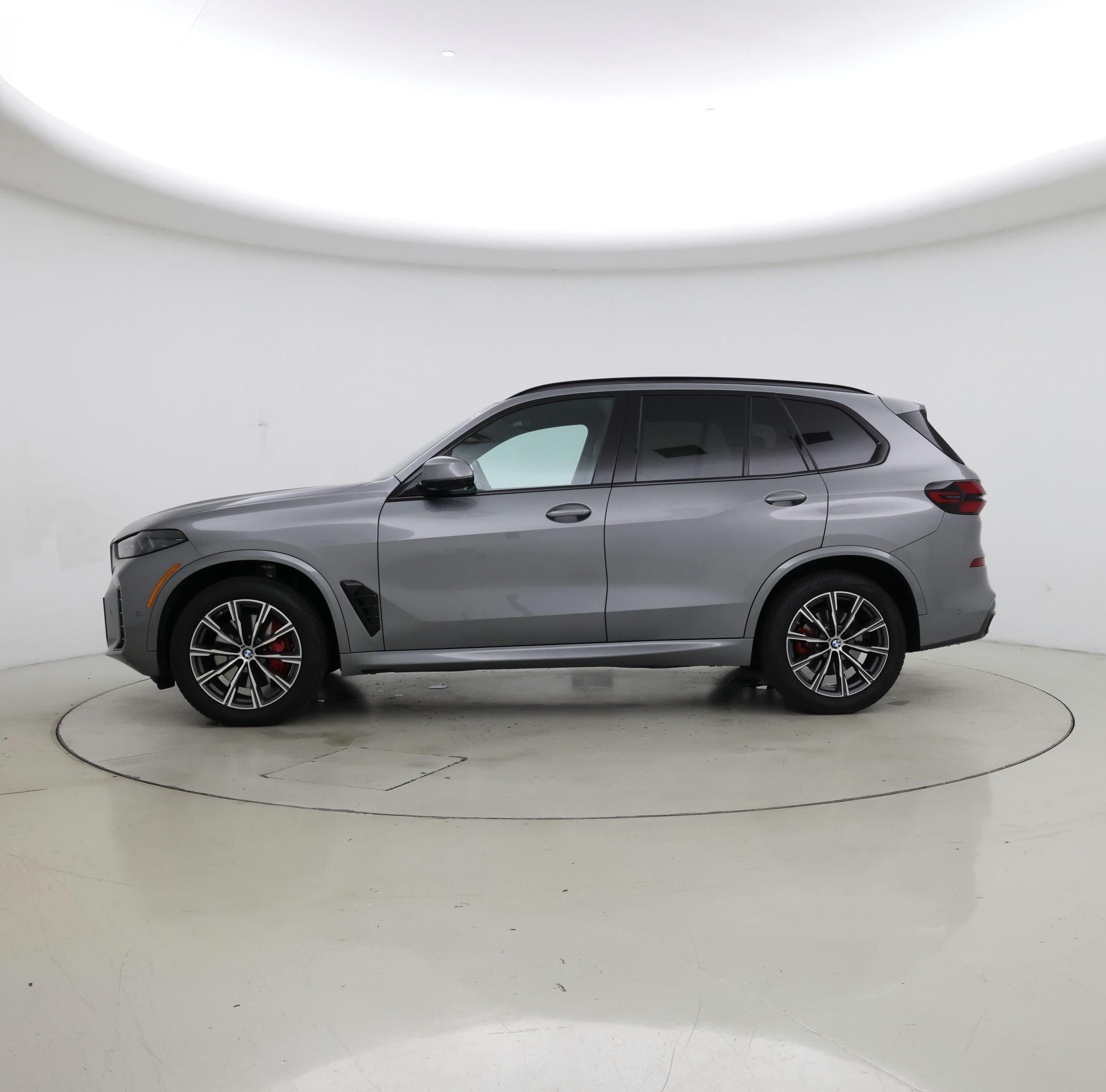Thumbnail: 2024 BMW X5 - 3