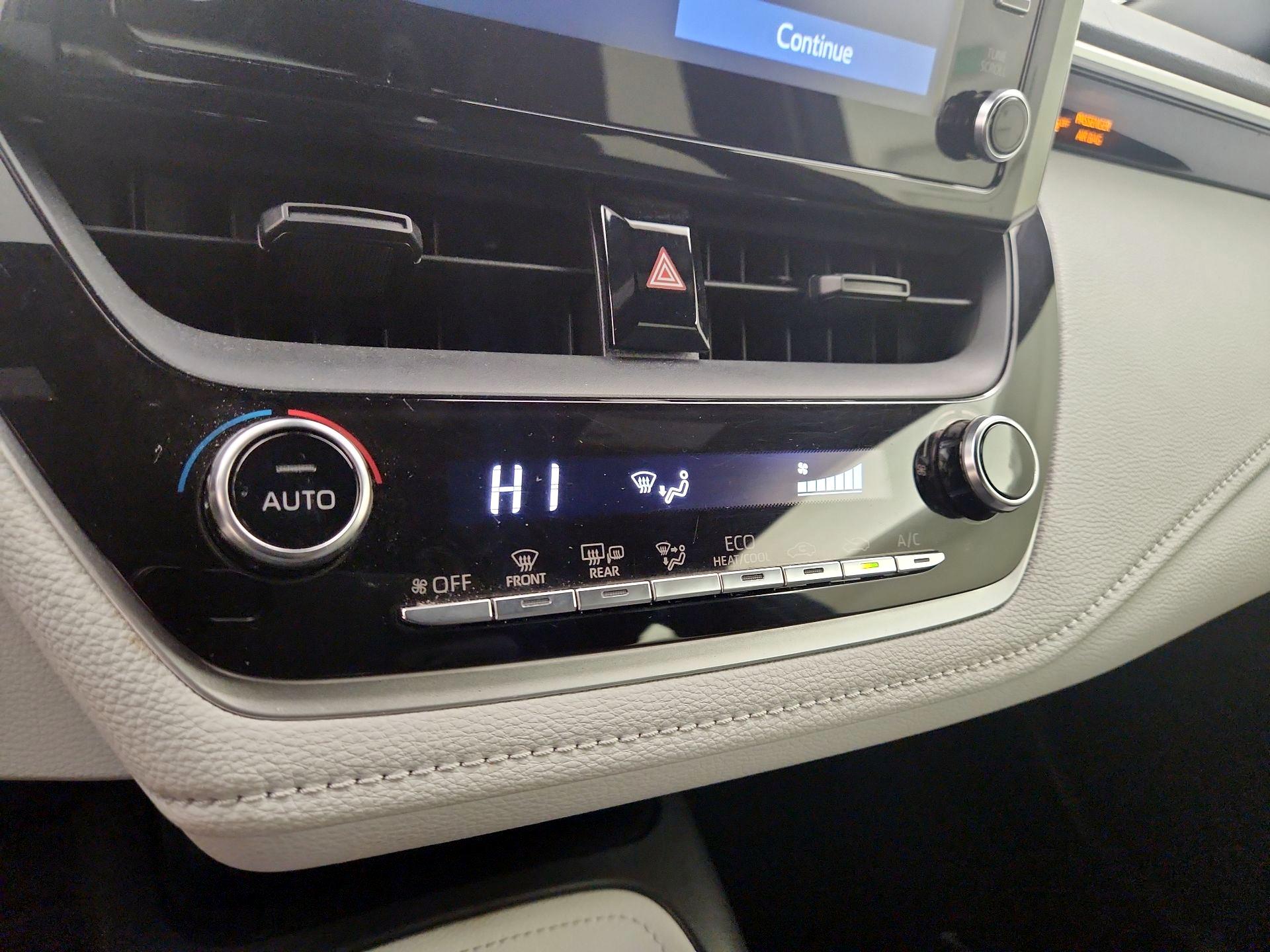 Thumbnail: 2020 Toyota Corolla - 16