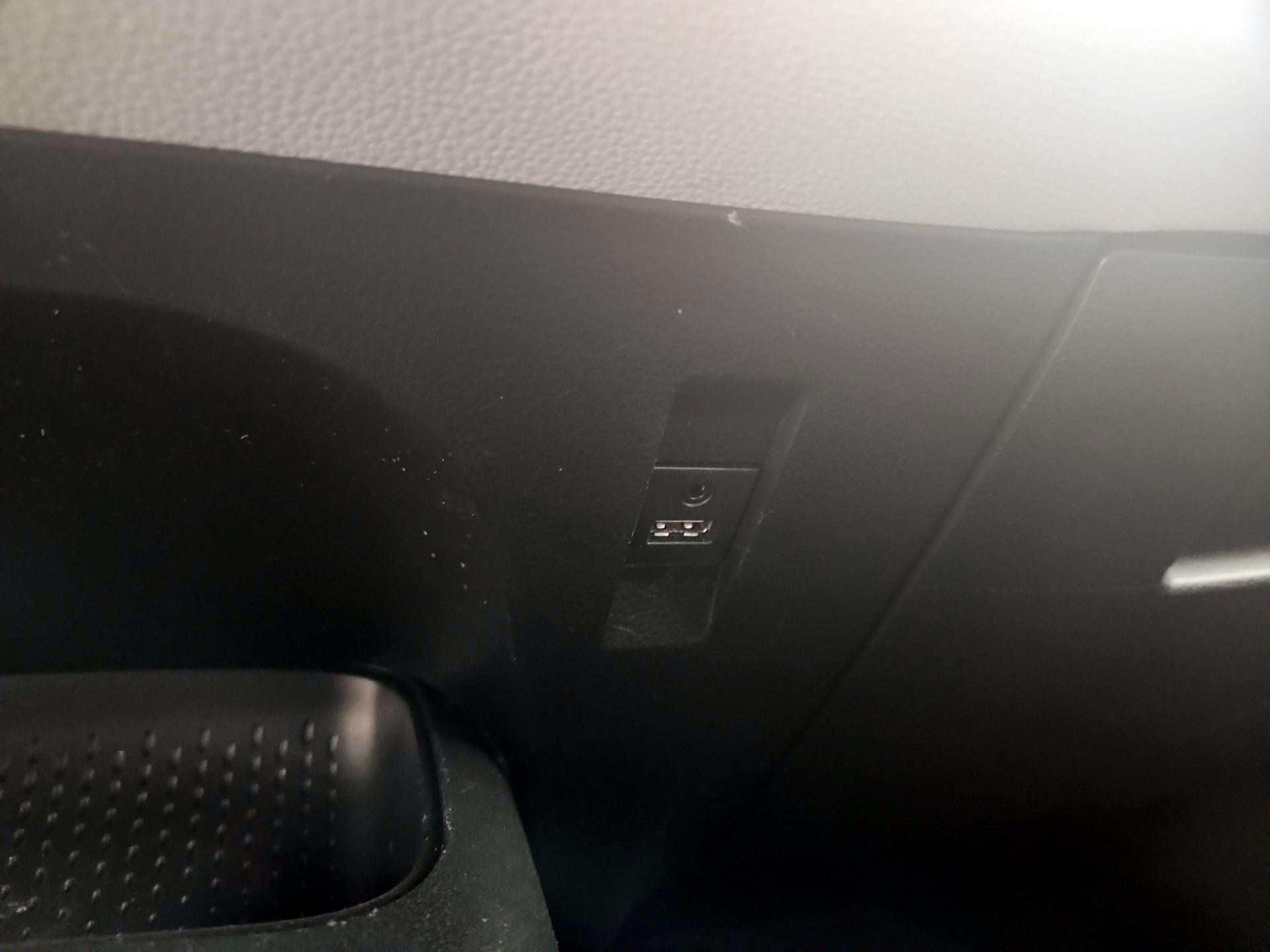 Thumbnail: 2020 Toyota Corolla - 18