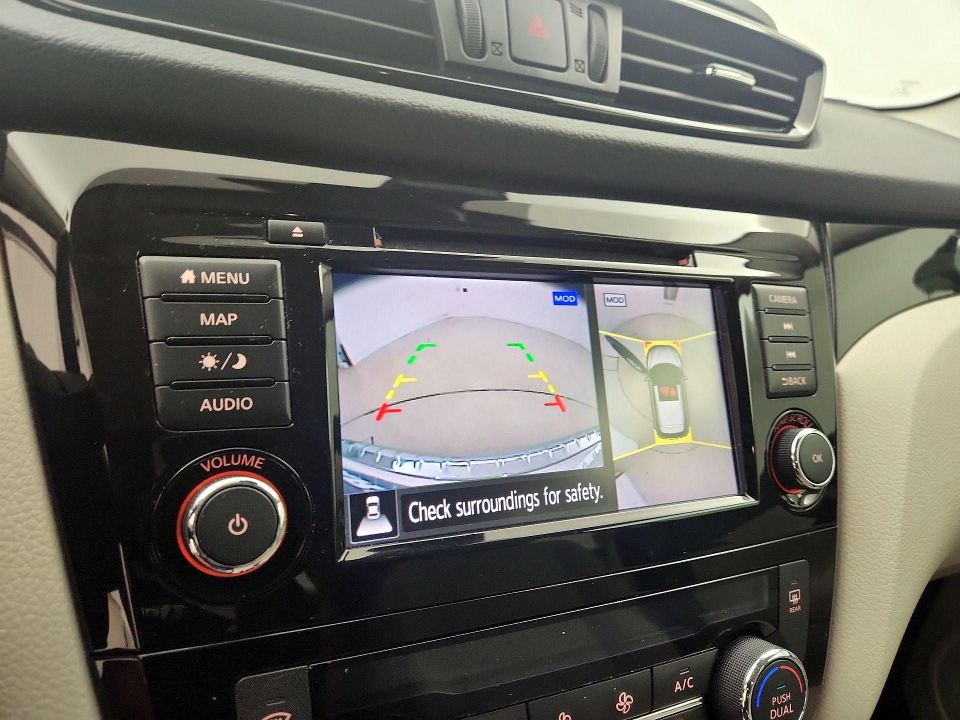 Thumbnail: 2019 Nissan Rogue Sport - 15