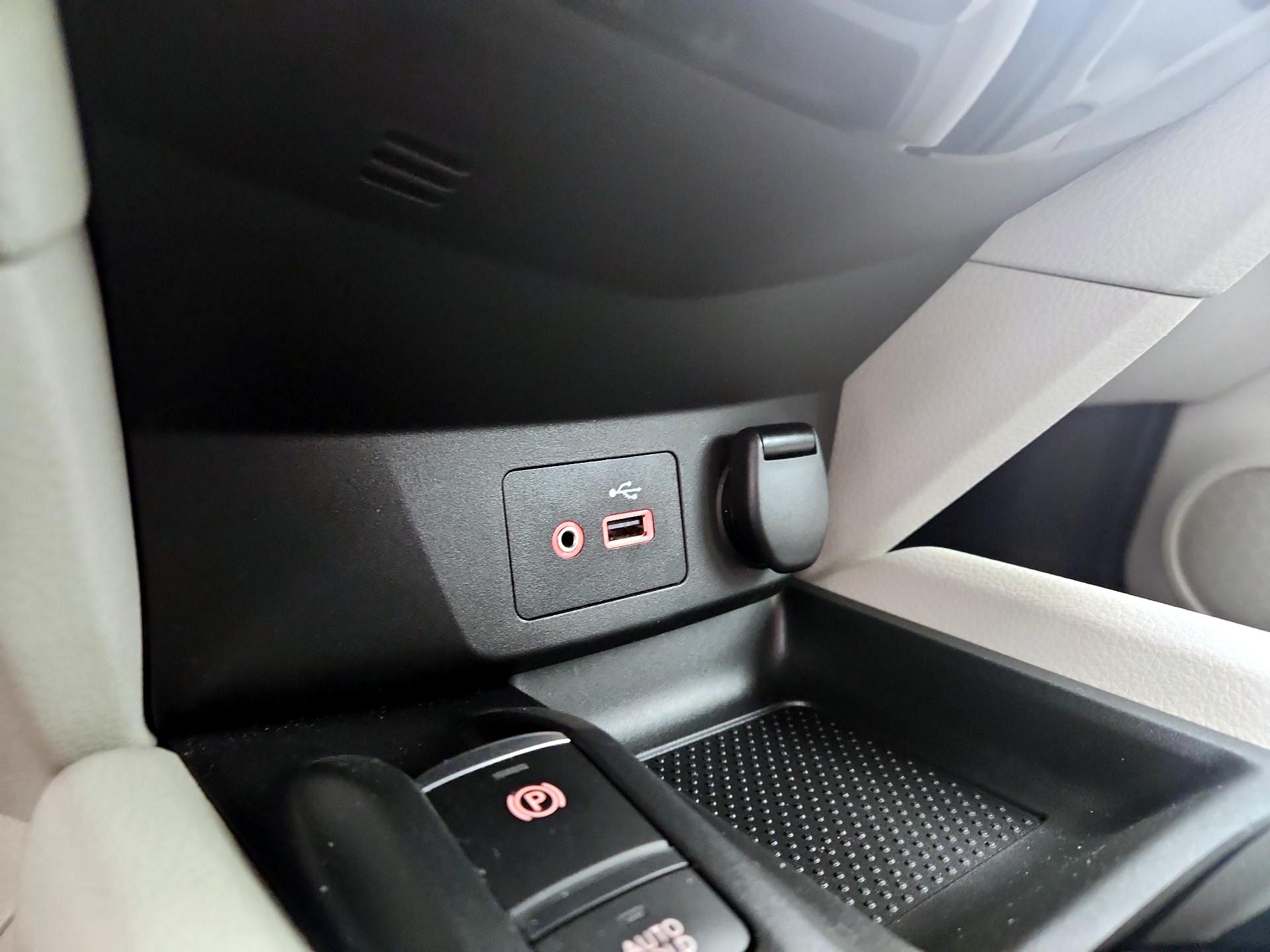 Thumbnail: 2019 Nissan Rogue Sport - 19