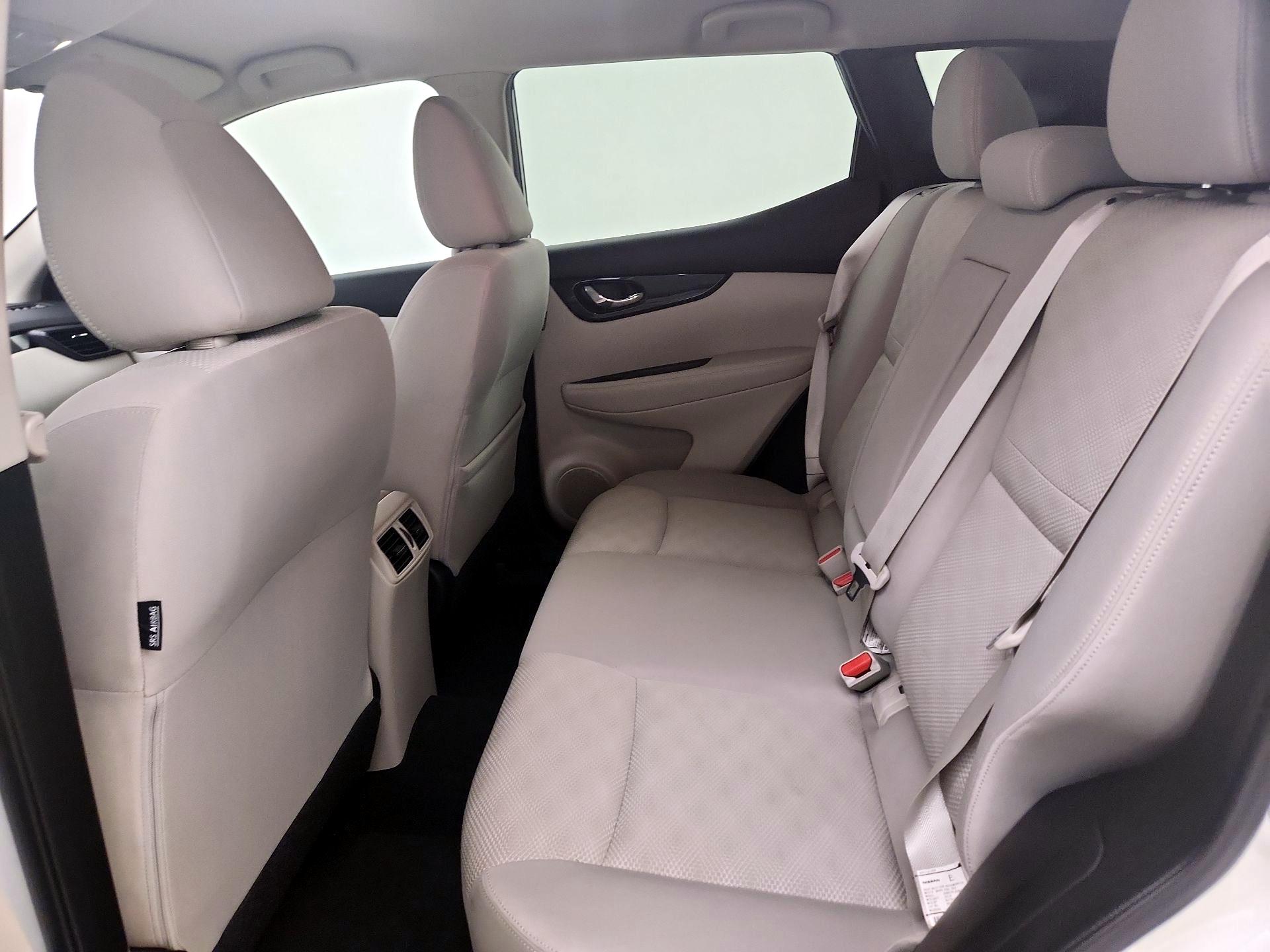 Thumbnail: 2019 Nissan Rogue Sport - 20