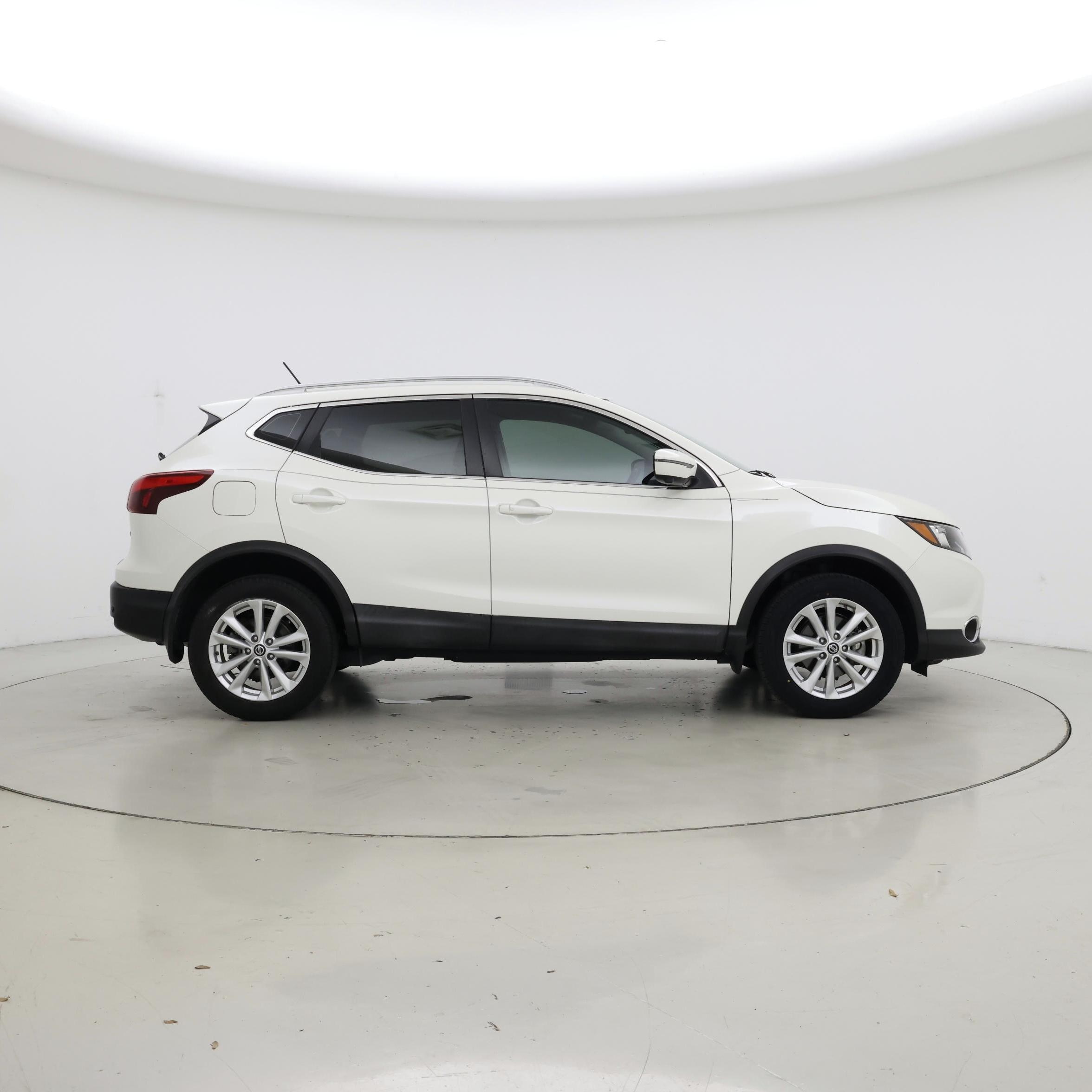 Thumbnail: 2019 Nissan Rogue Sport - 7