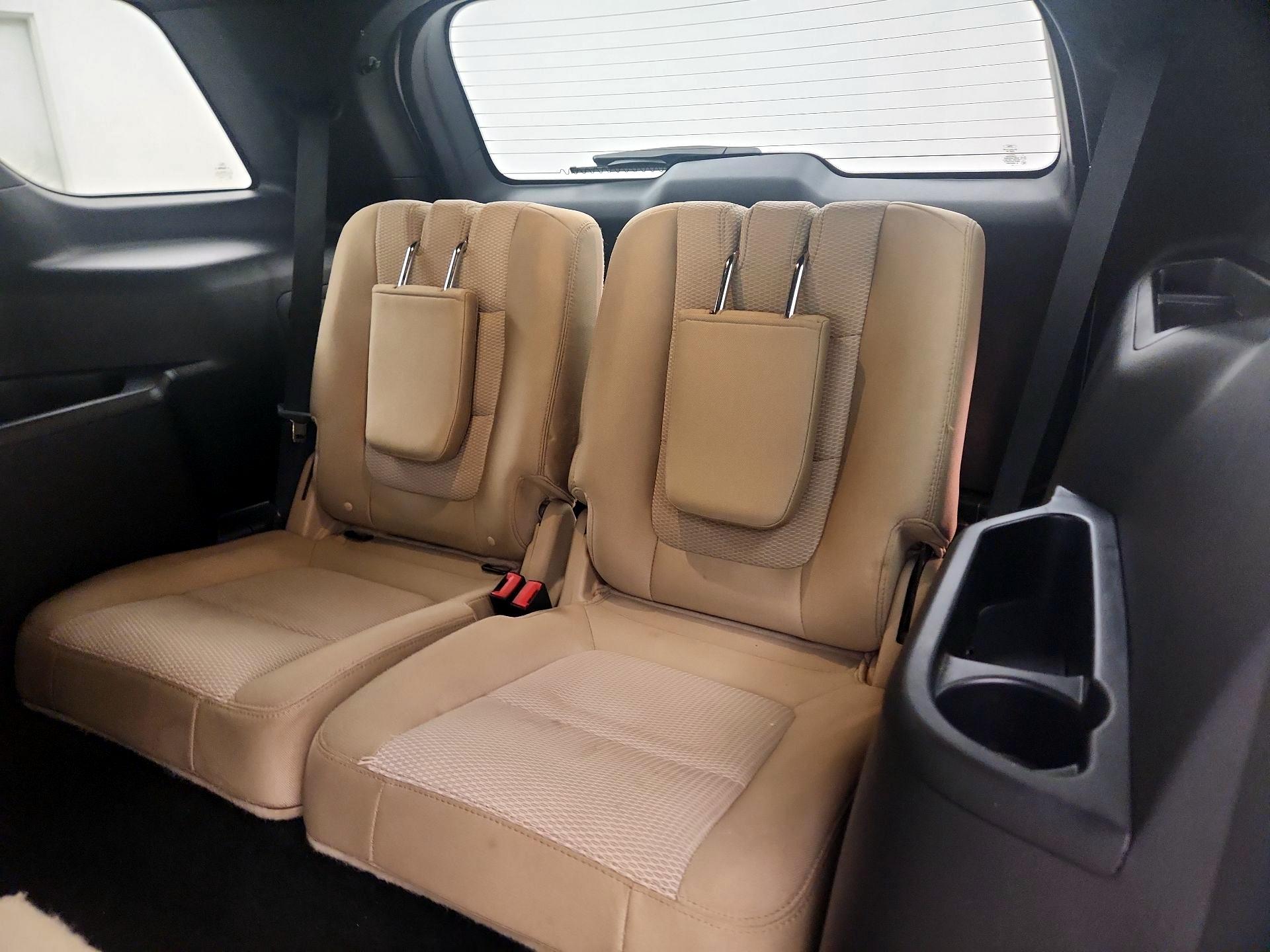 Thumbnail: 2016 Ford Explorer - 20