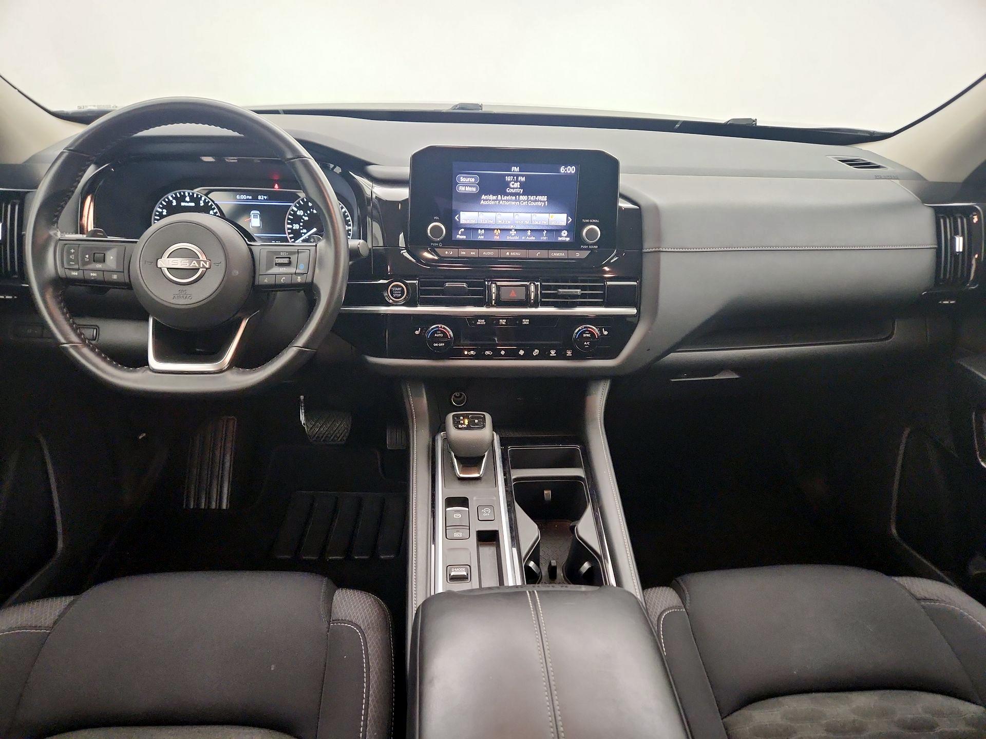 Thumbnail: 2023 Nissan Pathfinder - 9