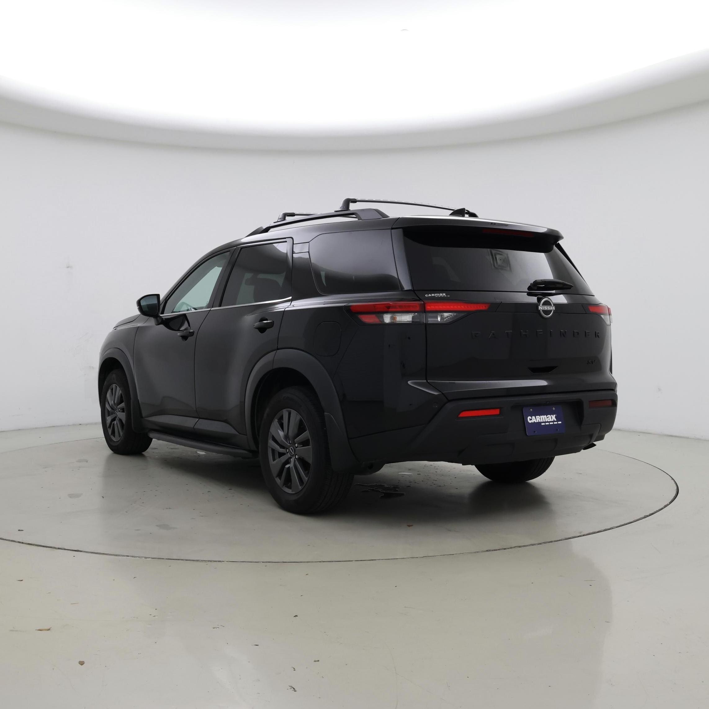 Thumbnail: 2023 Nissan Pathfinder - 2