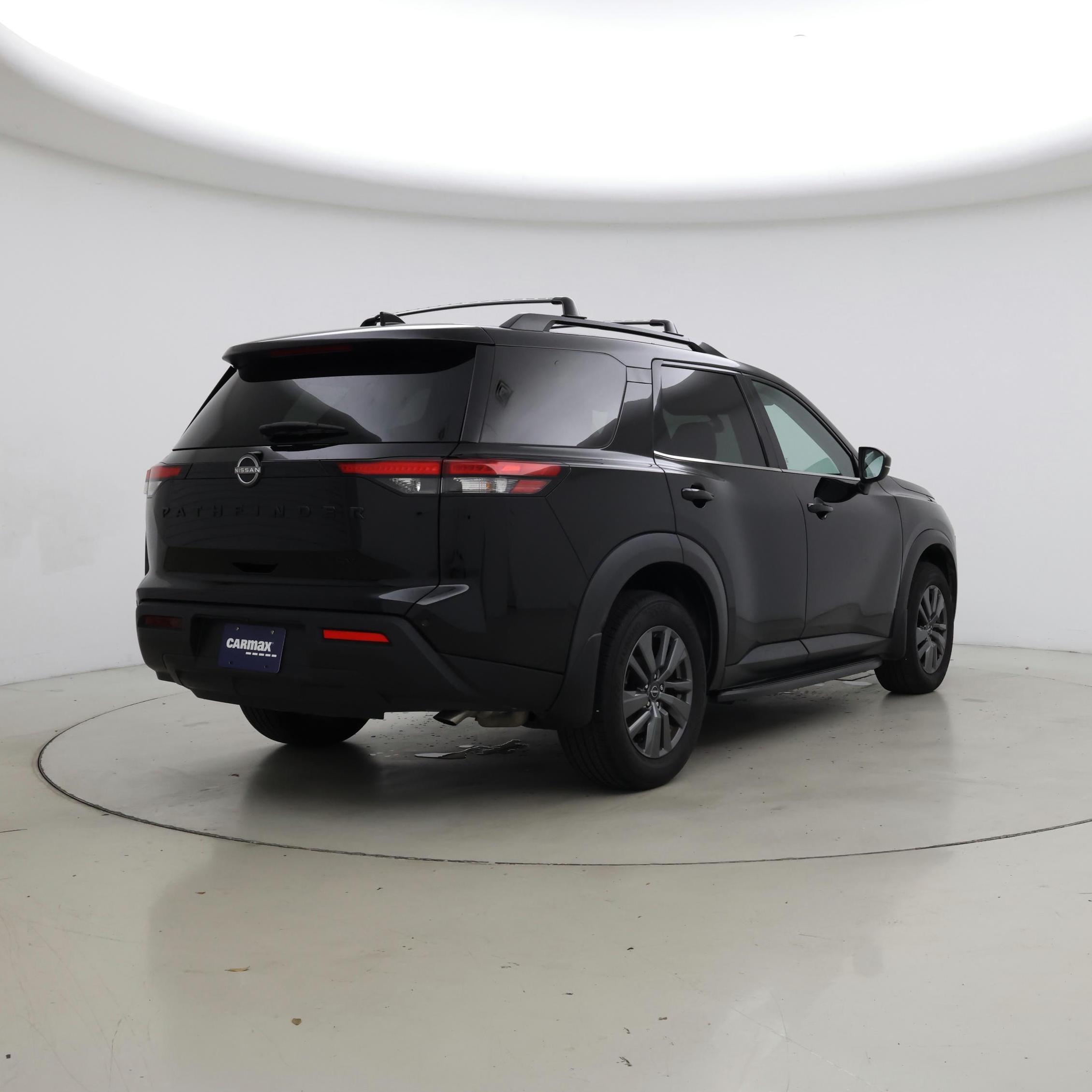 Thumbnail: 2023 Nissan Pathfinder - 8