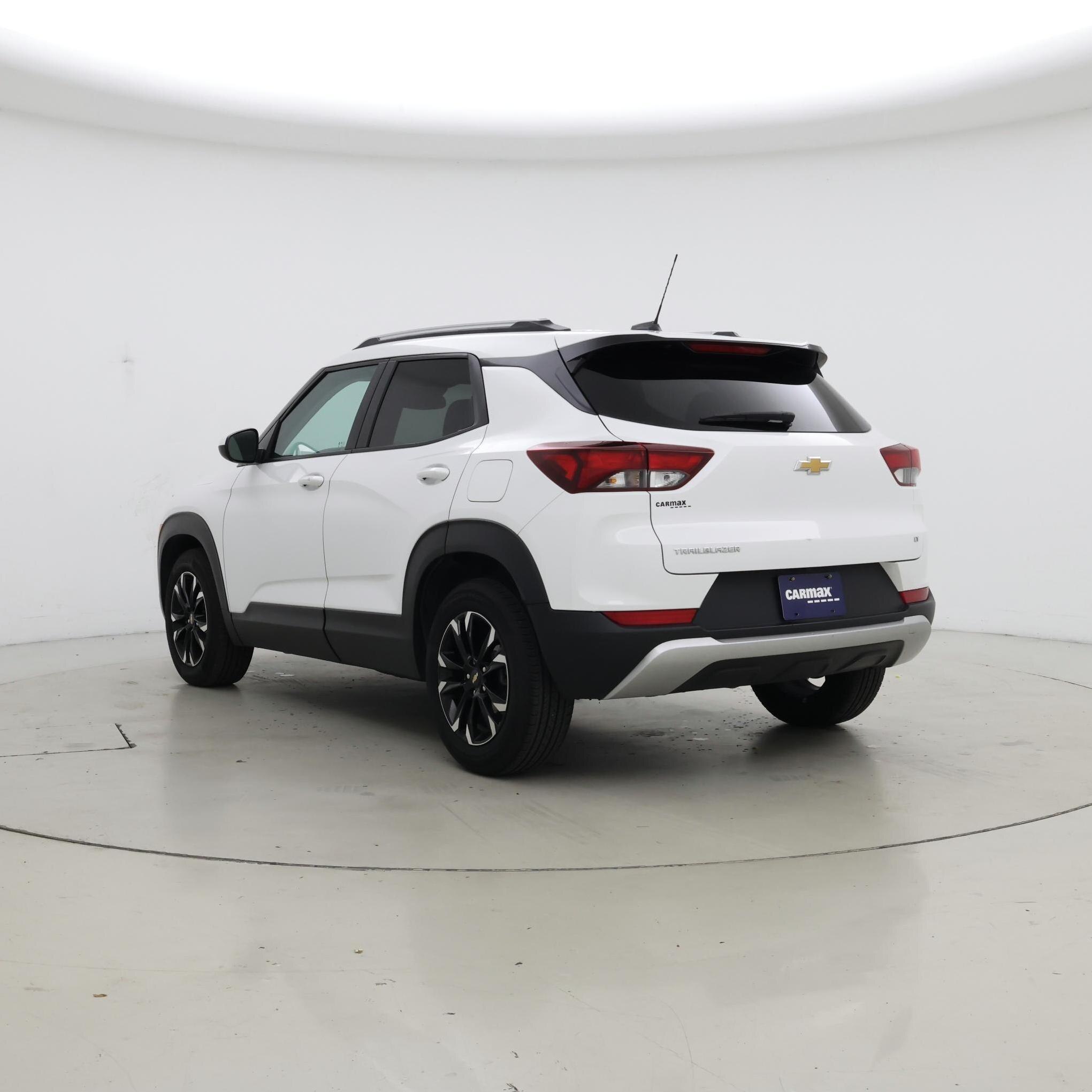 Thumbnail: 2023 Chevrolet TrailBlazer - 2