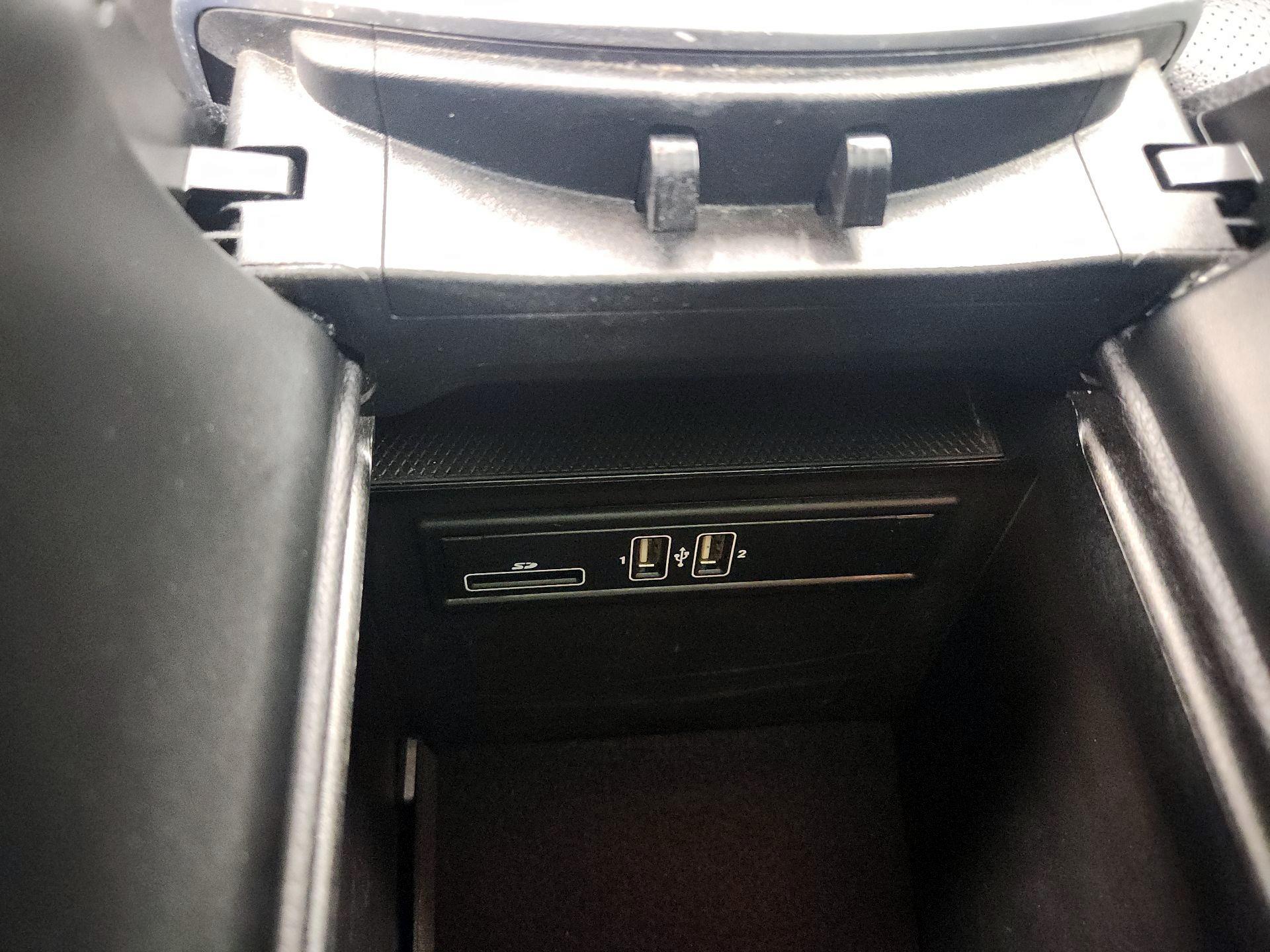 Thumbnail: 2018 Mercedes-Benz GLC - 19