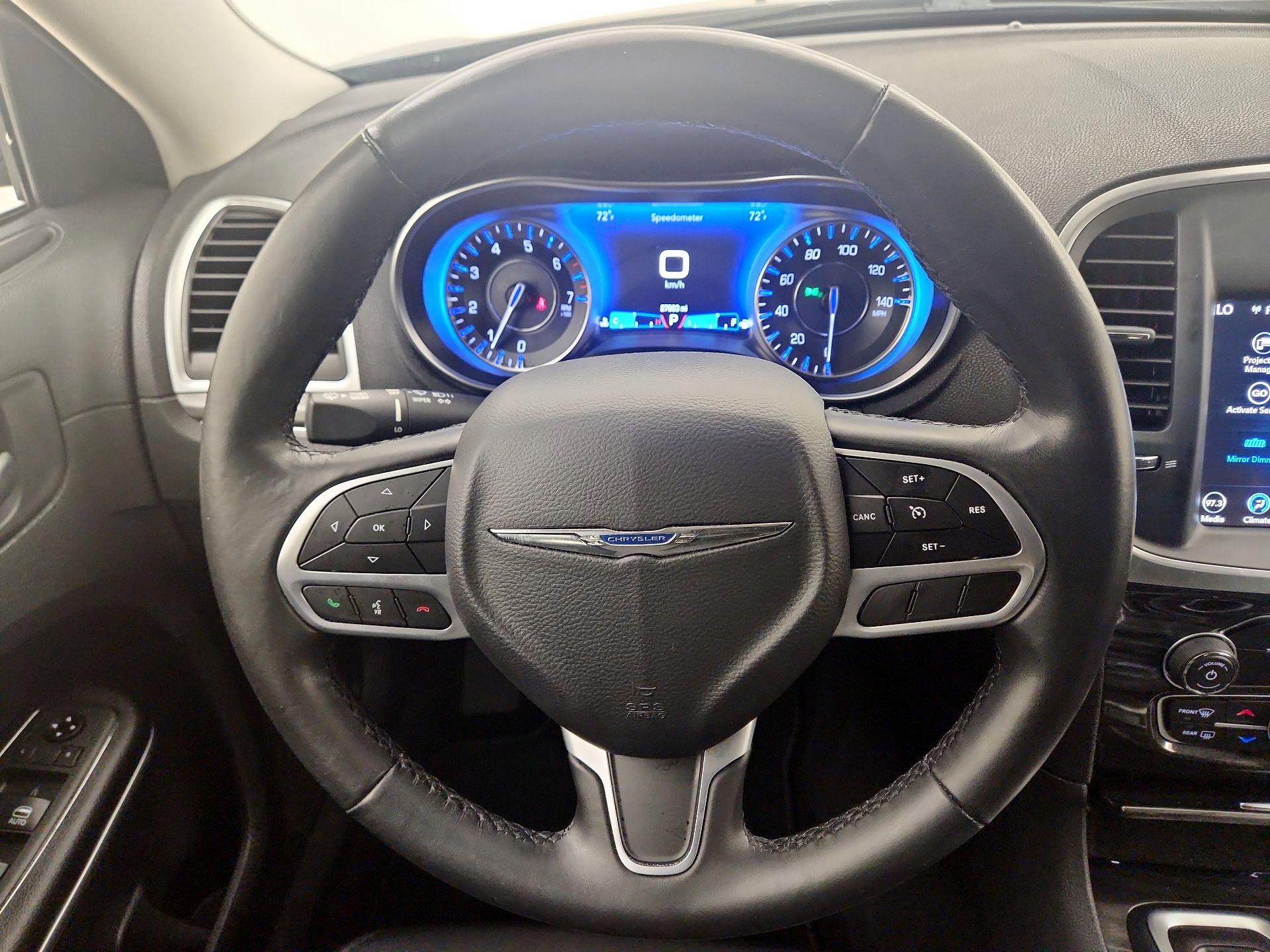 Thumbnail: 2021 Chrysler 300 - 10