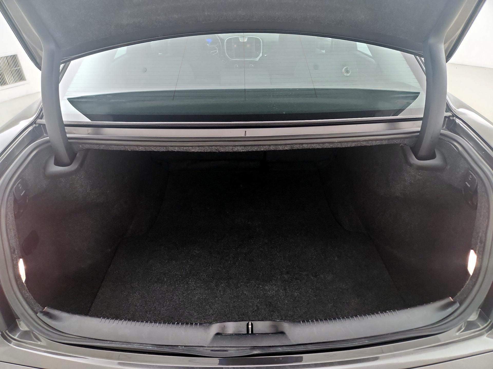 Thumbnail: 2021 Chrysler 300 - 20