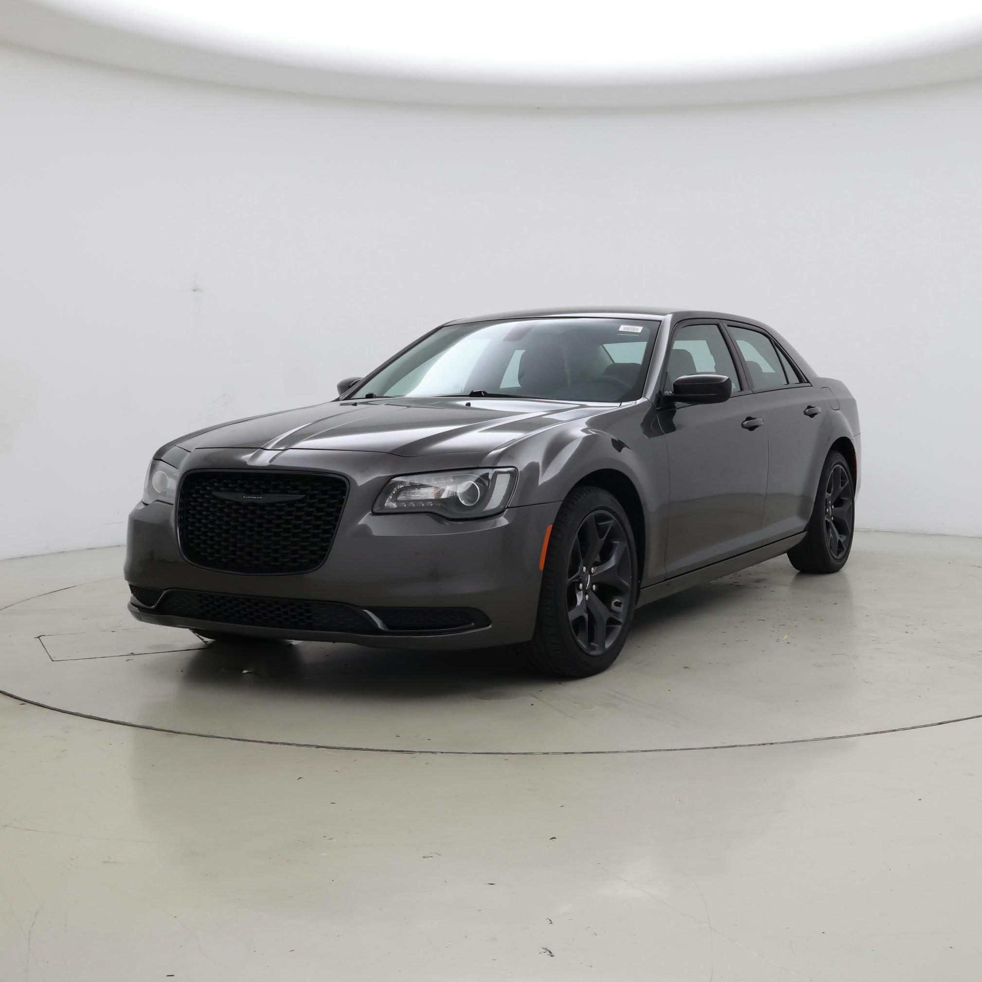 Thumbnail: 2021 Chrysler 300 - 4