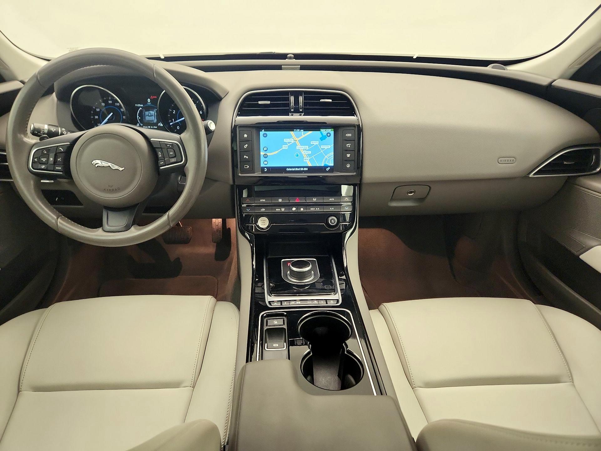 Thumbnail: 2017 Jaguar XE - 9