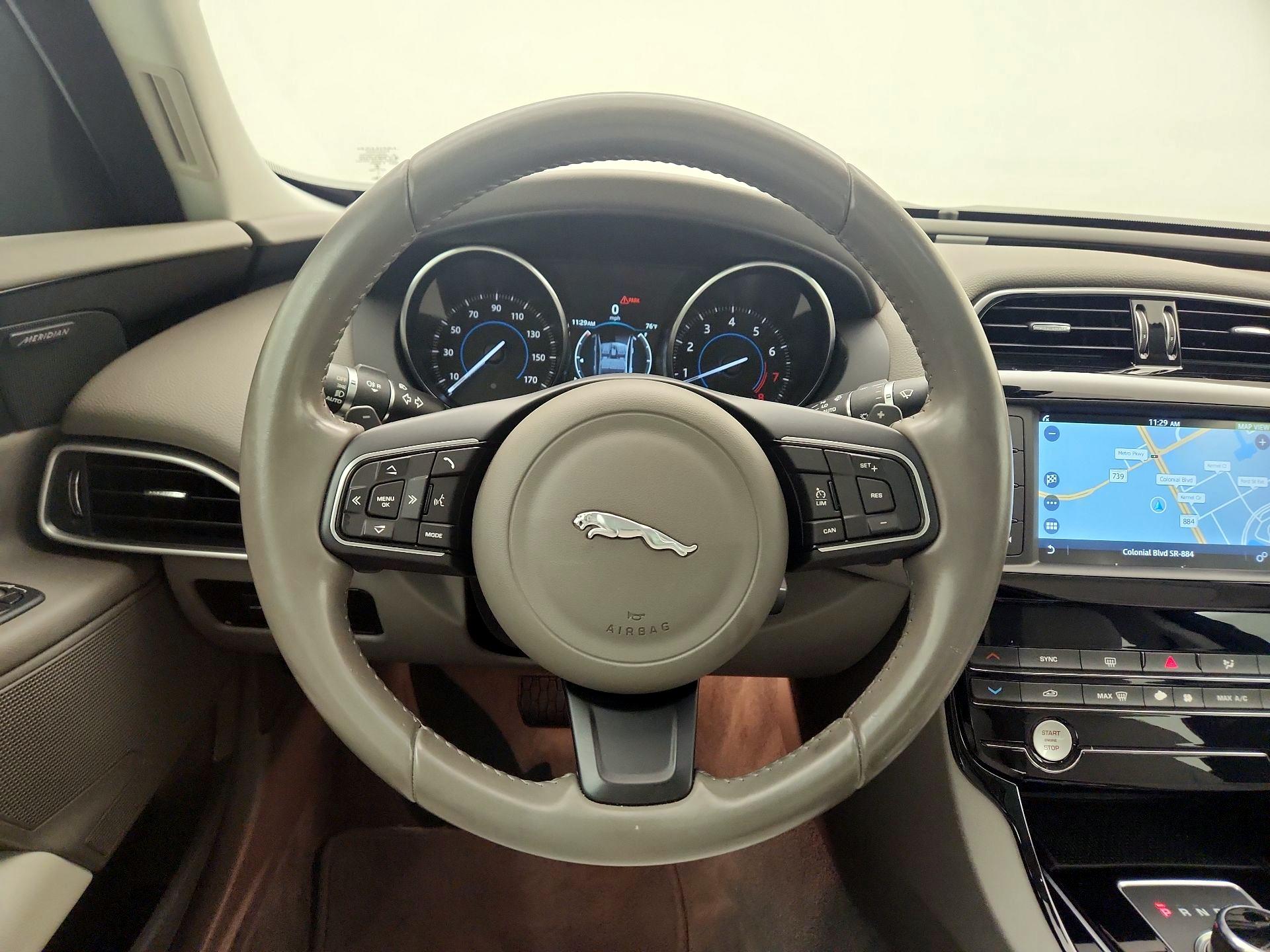 Thumbnail: 2017 Jaguar XE - 10