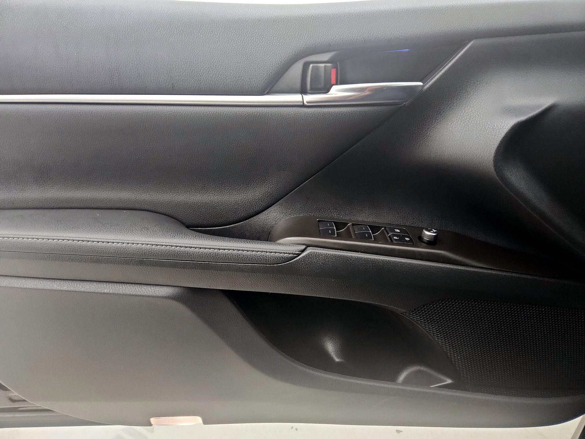 Thumbnail: 2023 Toyota Camry - 12