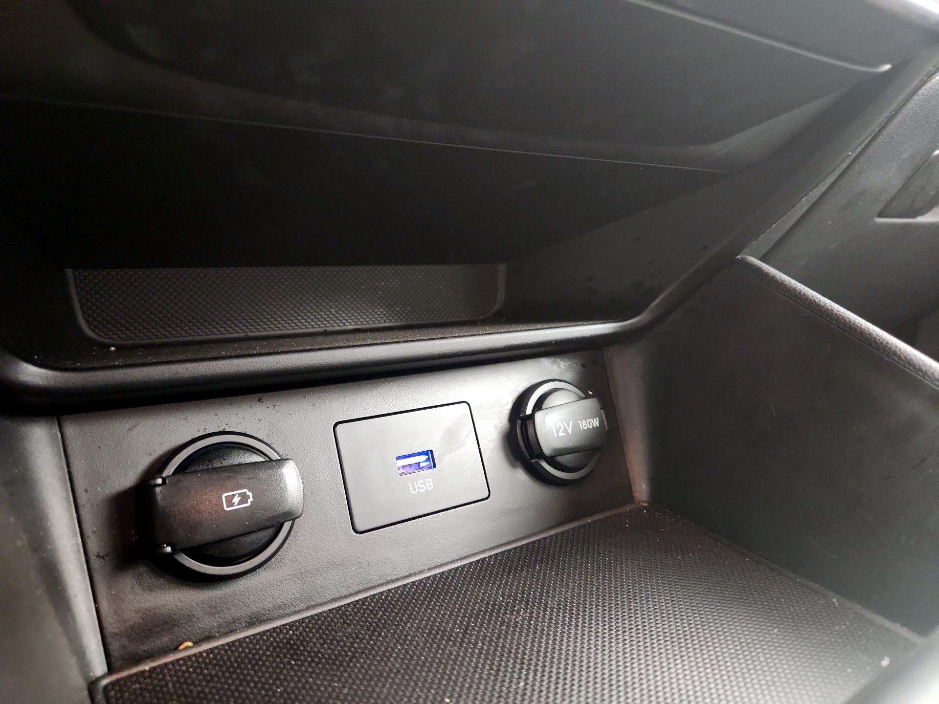 Thumbnail: 2022 Hyundai Kona - 18