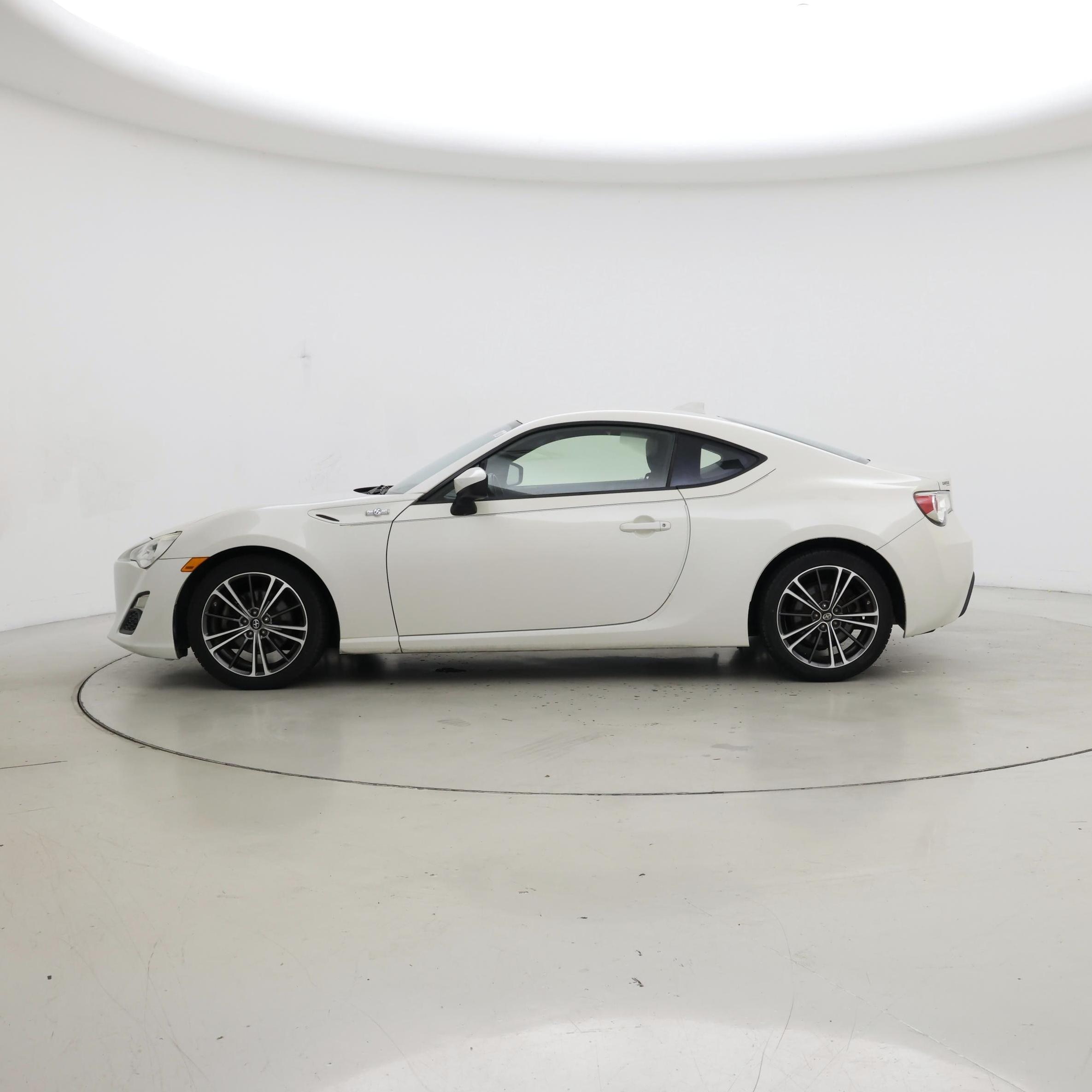 Thumbnail: 2016 Scion FR-S - 3