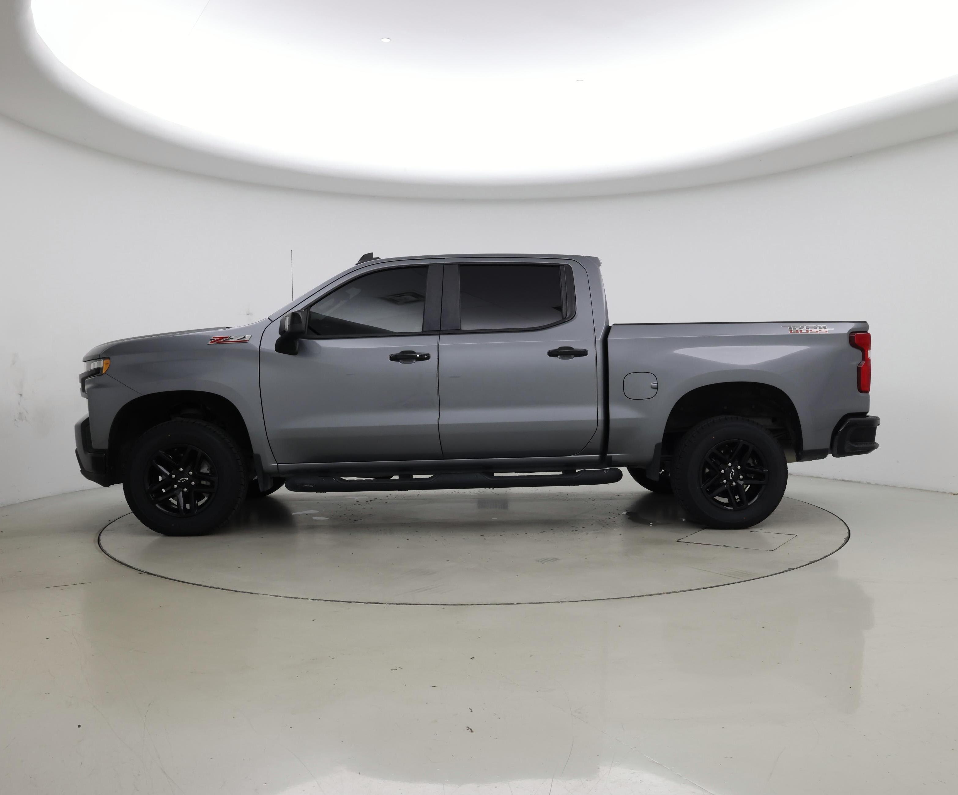 Thumbnail: 2021 Chevrolet Silverado 1500 - 3
