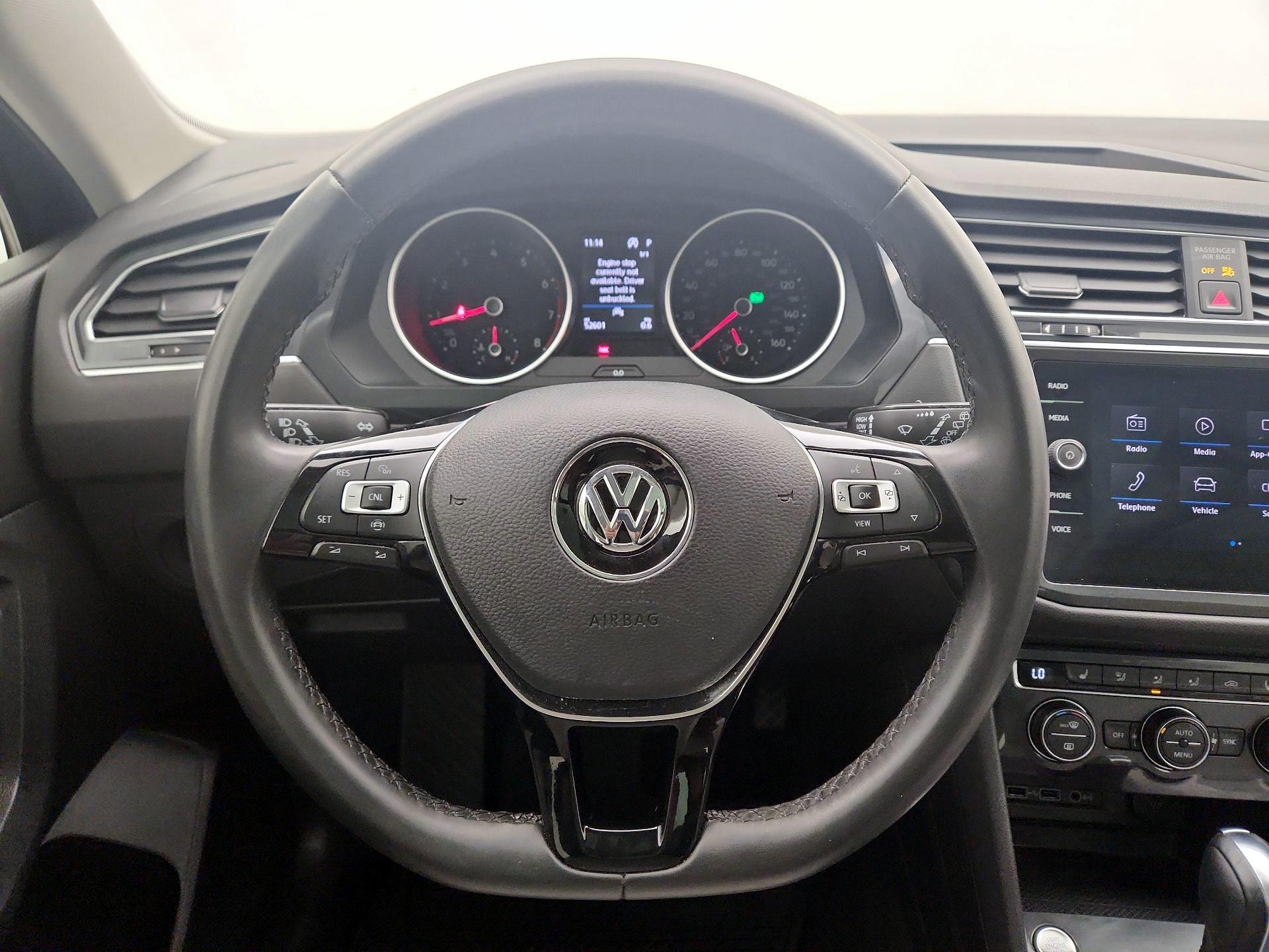 Thumbnail: 2020 Volkswagen Tiguan - 10